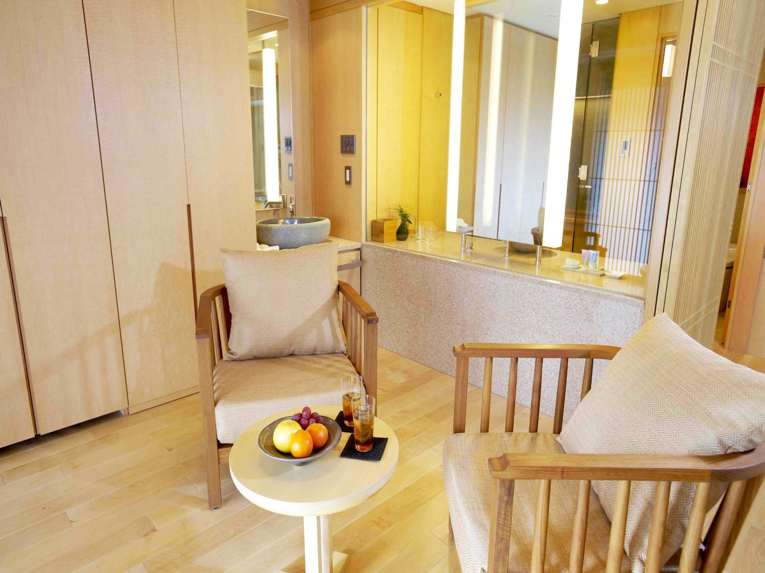 Garden Spa Suite