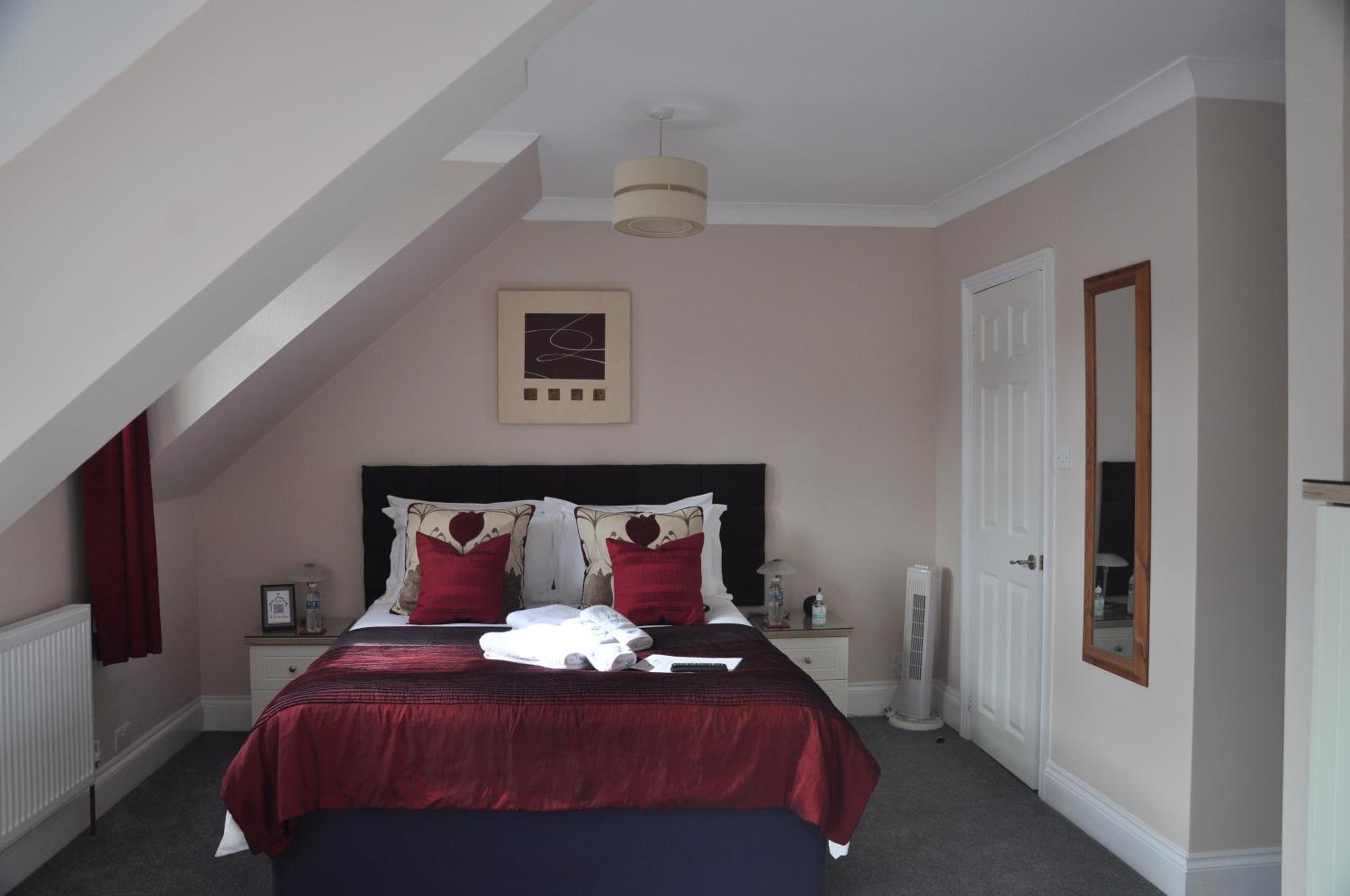 King room Ensuite with king size bed with Cabrio Balcony photo 2