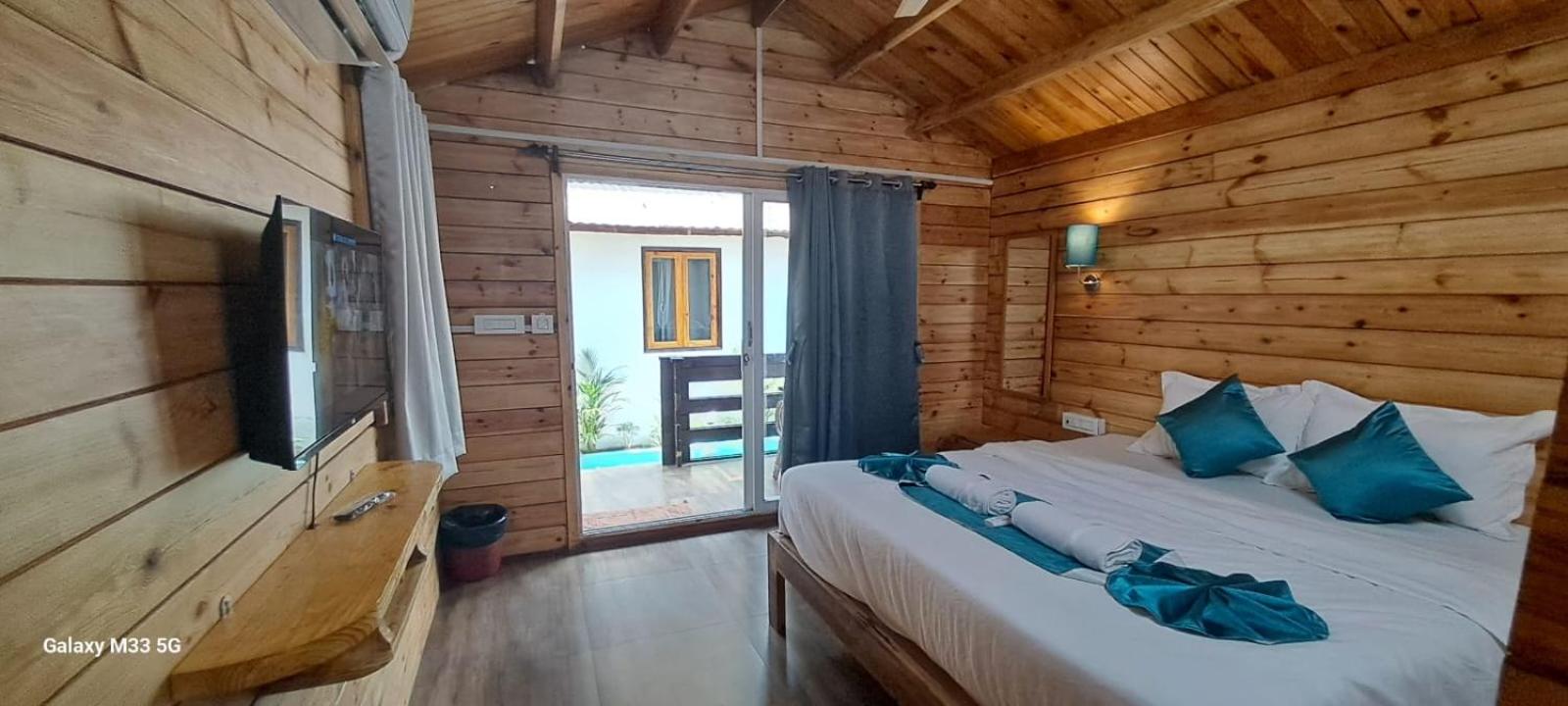 一卧室小屋