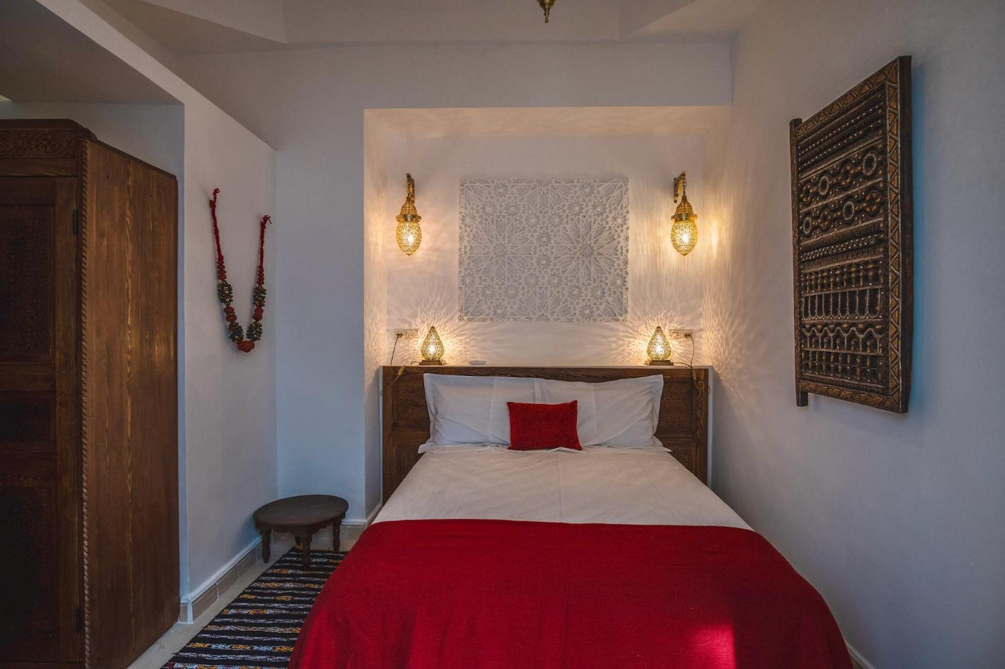 Double Room with Patio - Photo 2