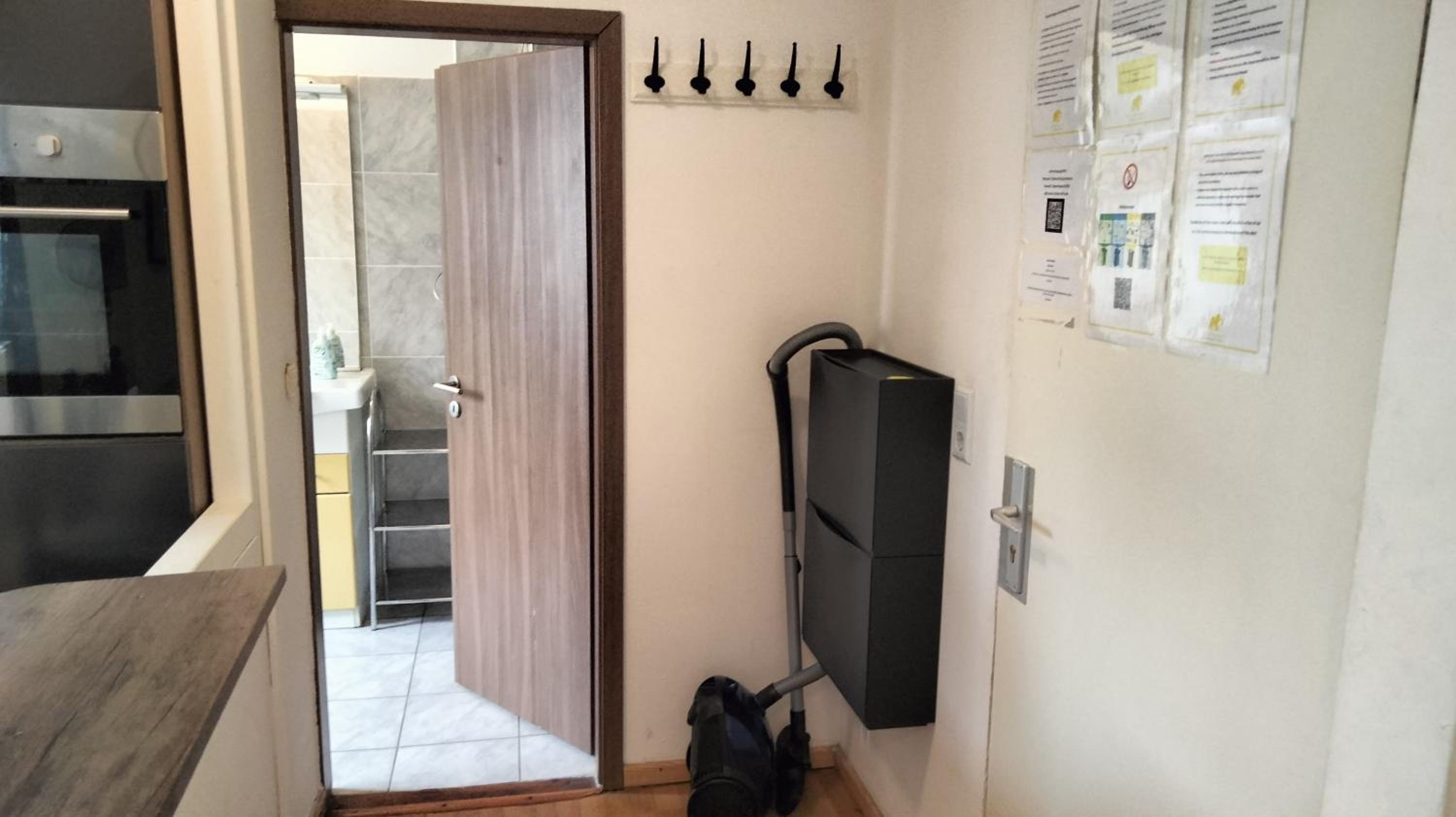 Studio Apartment photo 2