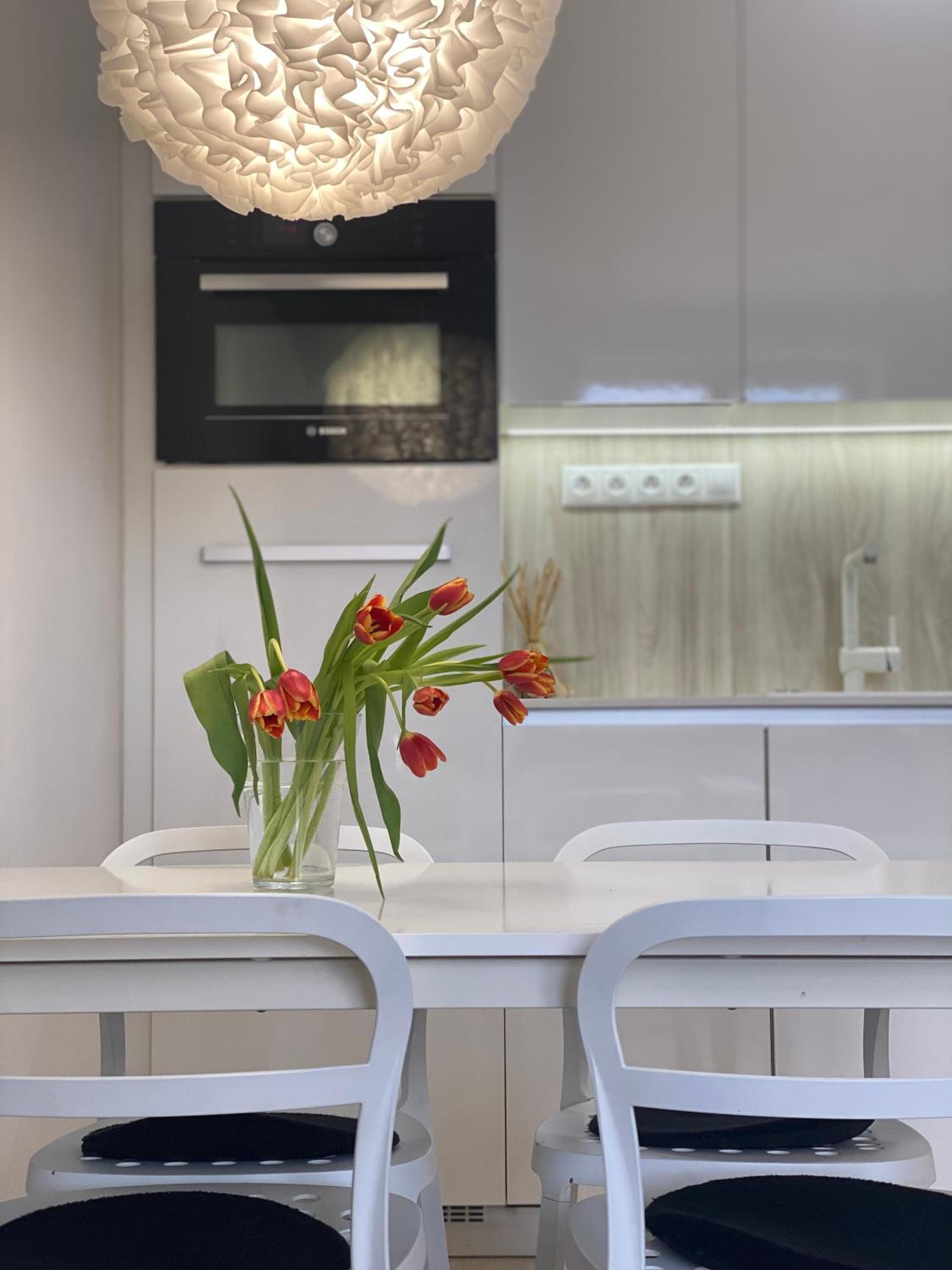 One-Bedroom Apartment - Photo 12