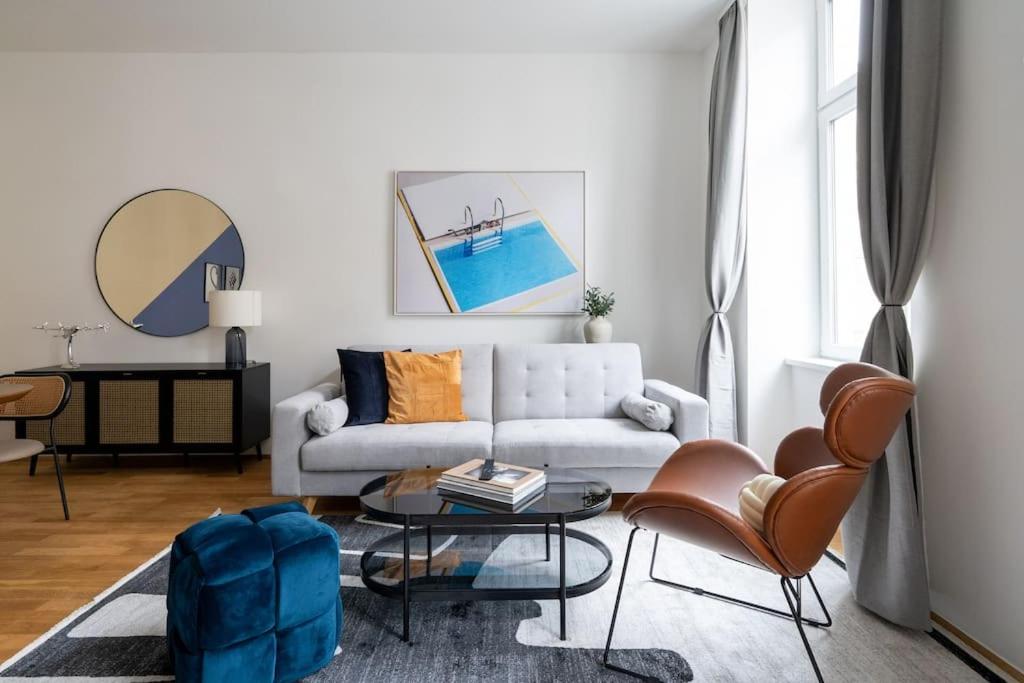 Superior Apartment