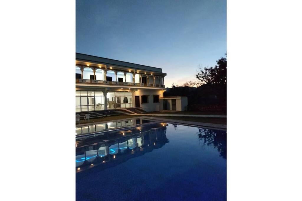 Villa photo 2