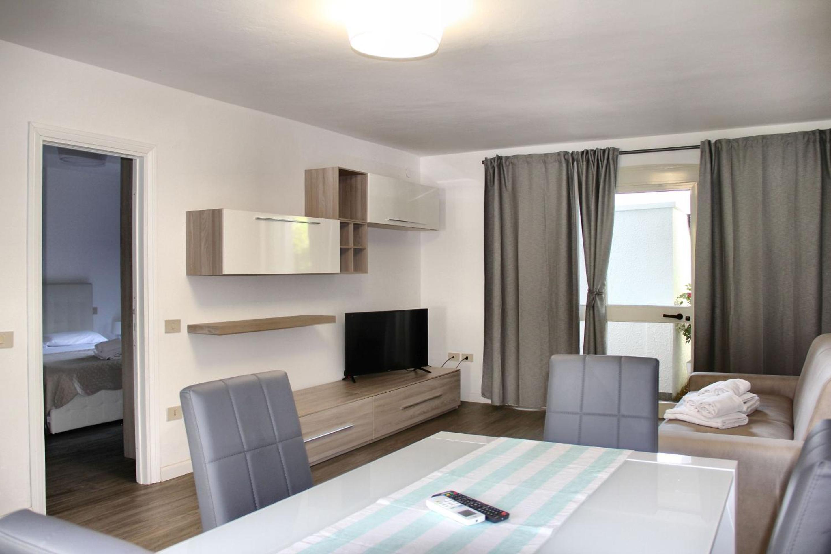 Apartment - Ground Floor - Photo 4