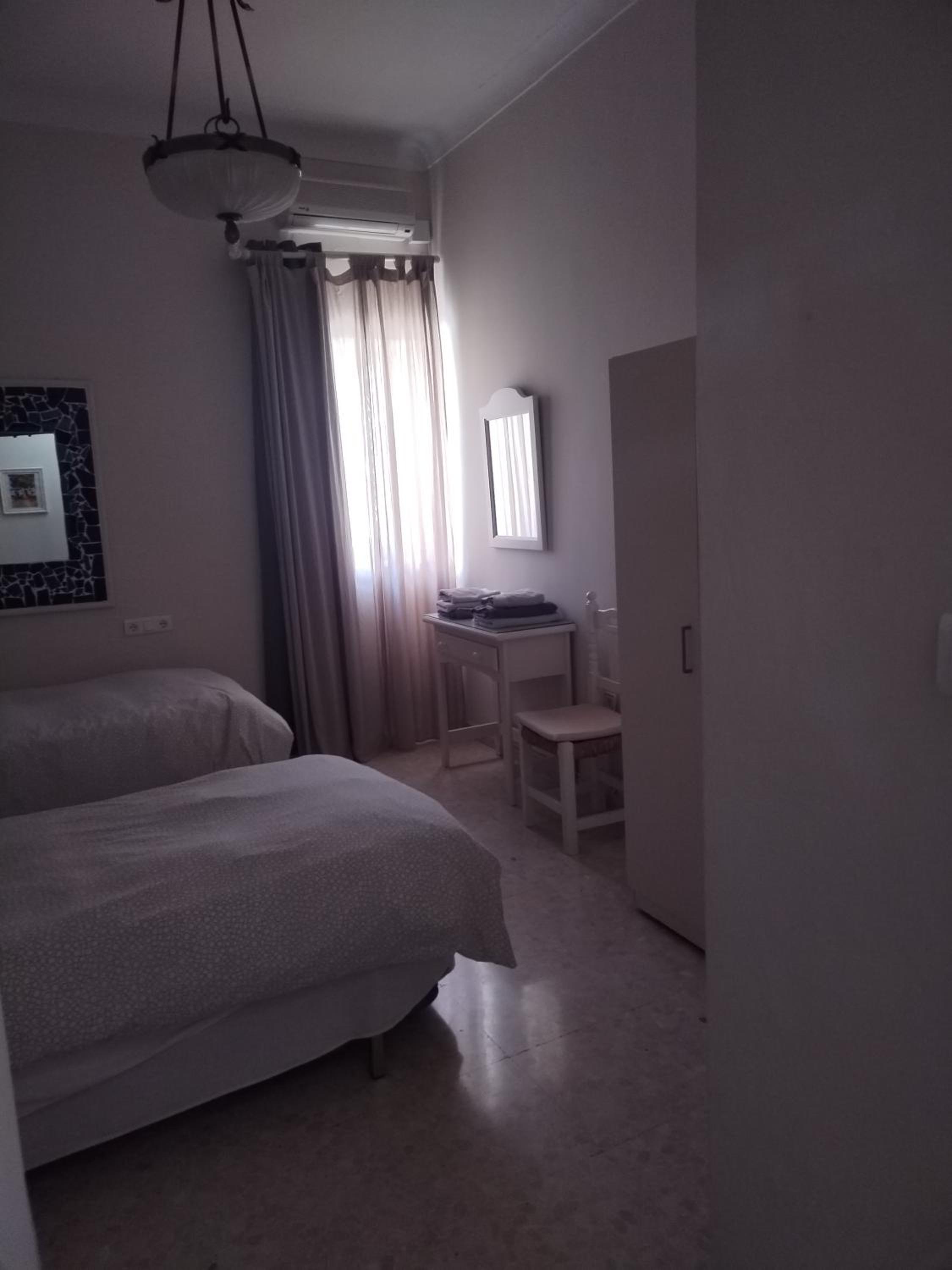 Apartamento con Balcón