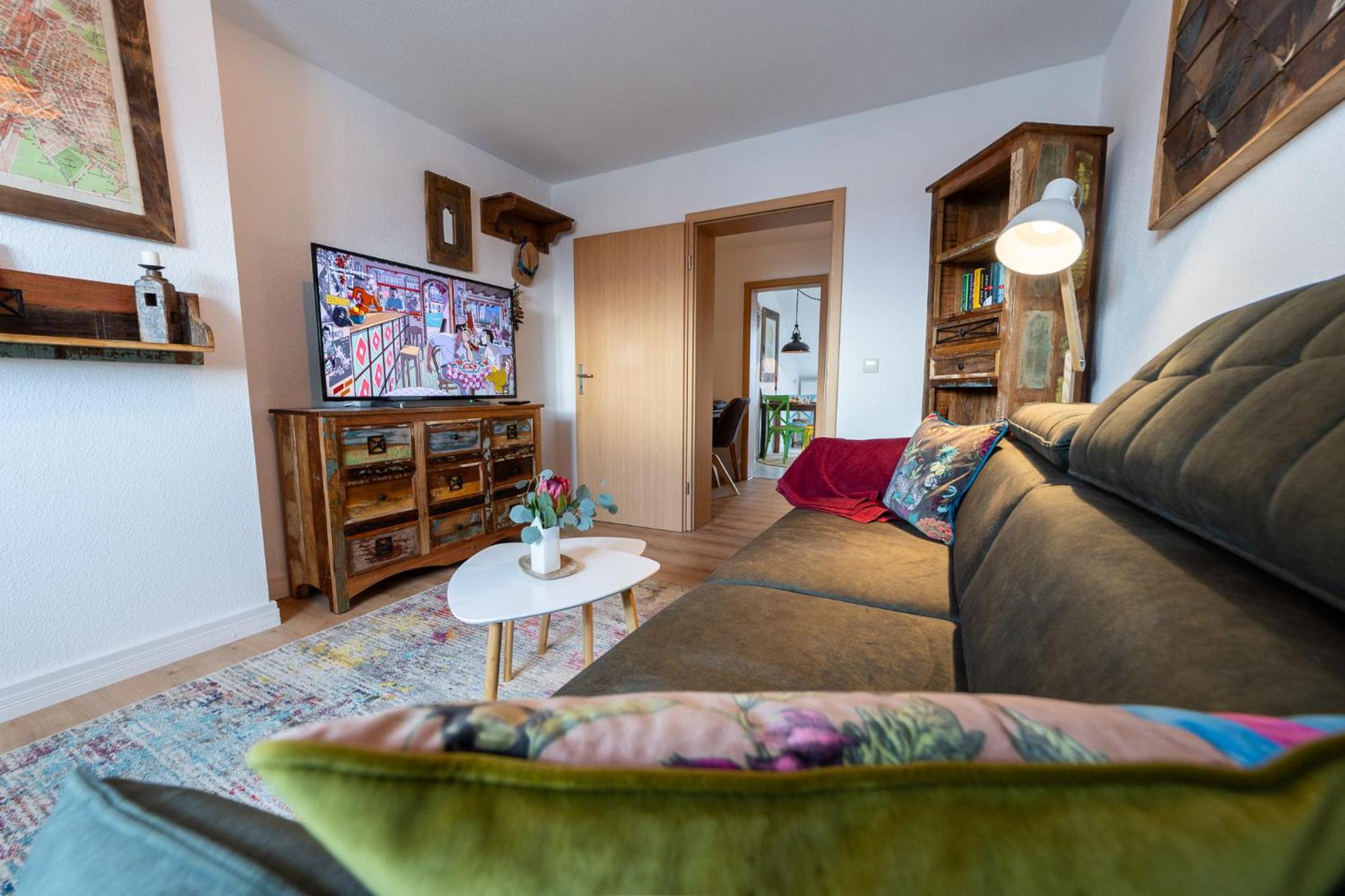 One-Bedroom Apartment photo 1