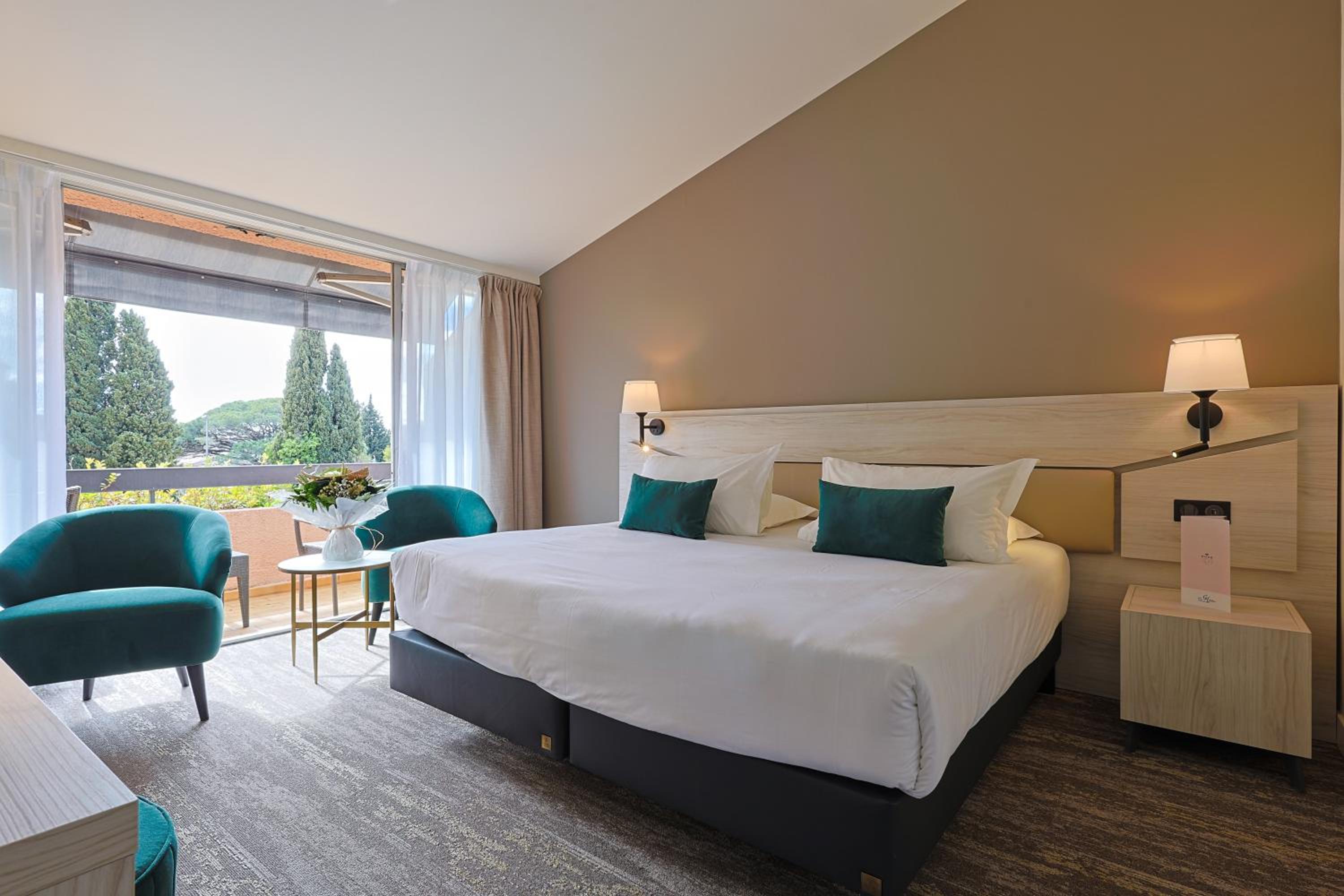 Charm Double Room - Photo 5