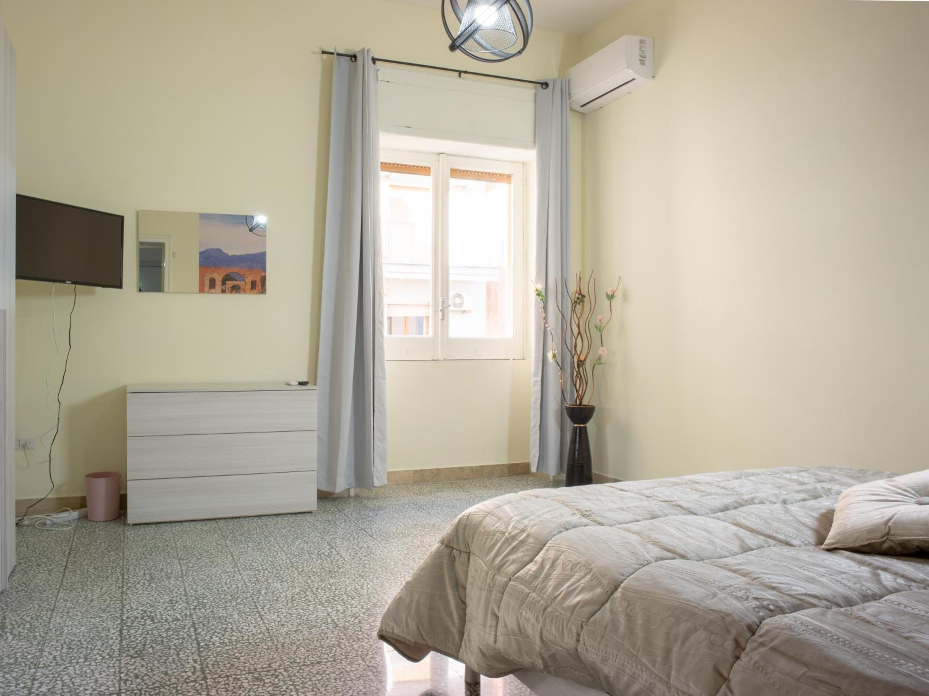 Double Room with Shared Bathroom