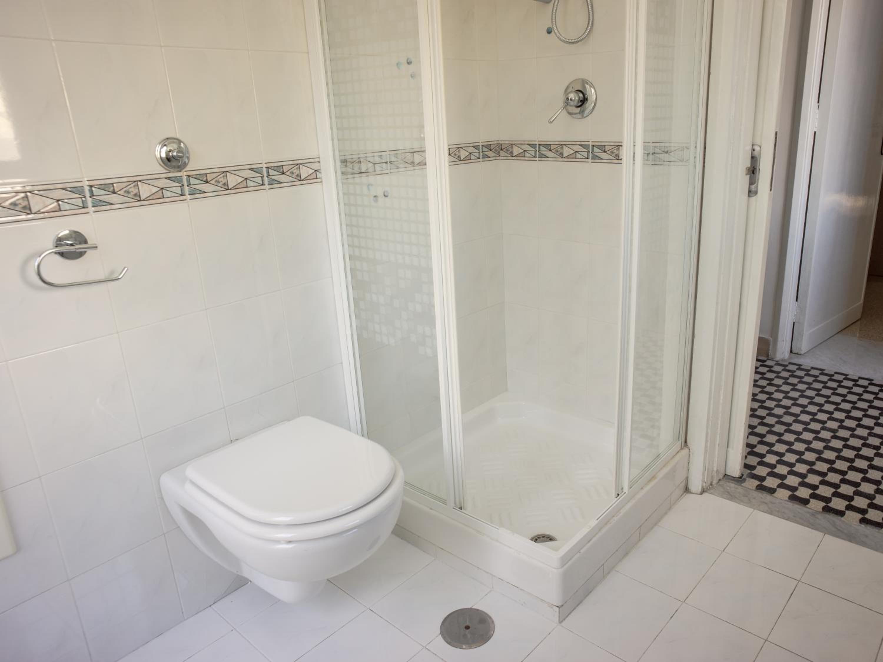 Large Double Room photo 2
