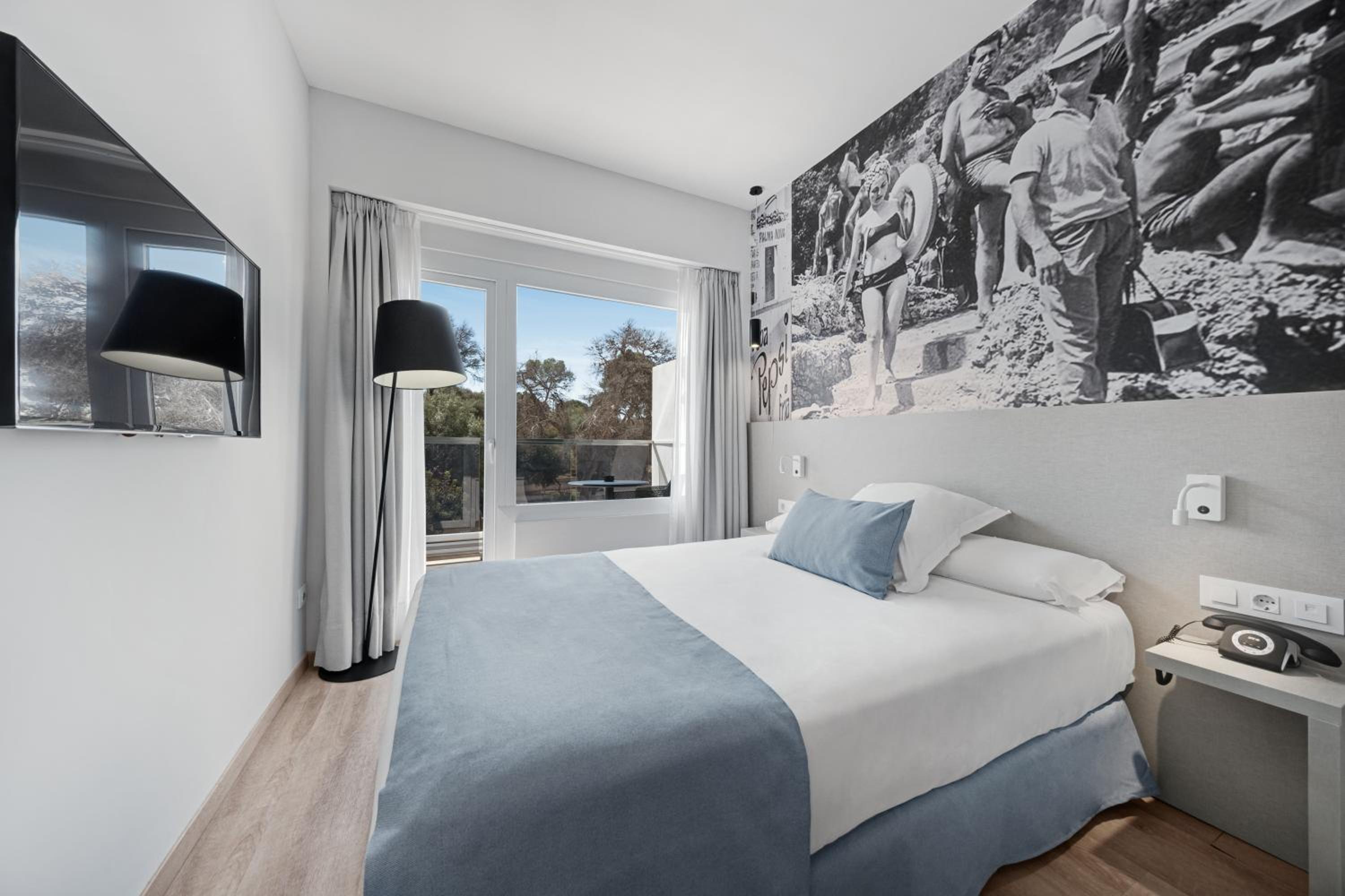 Single Deluxe Room - Adults Only (+16)  located at the Cala area photo 2