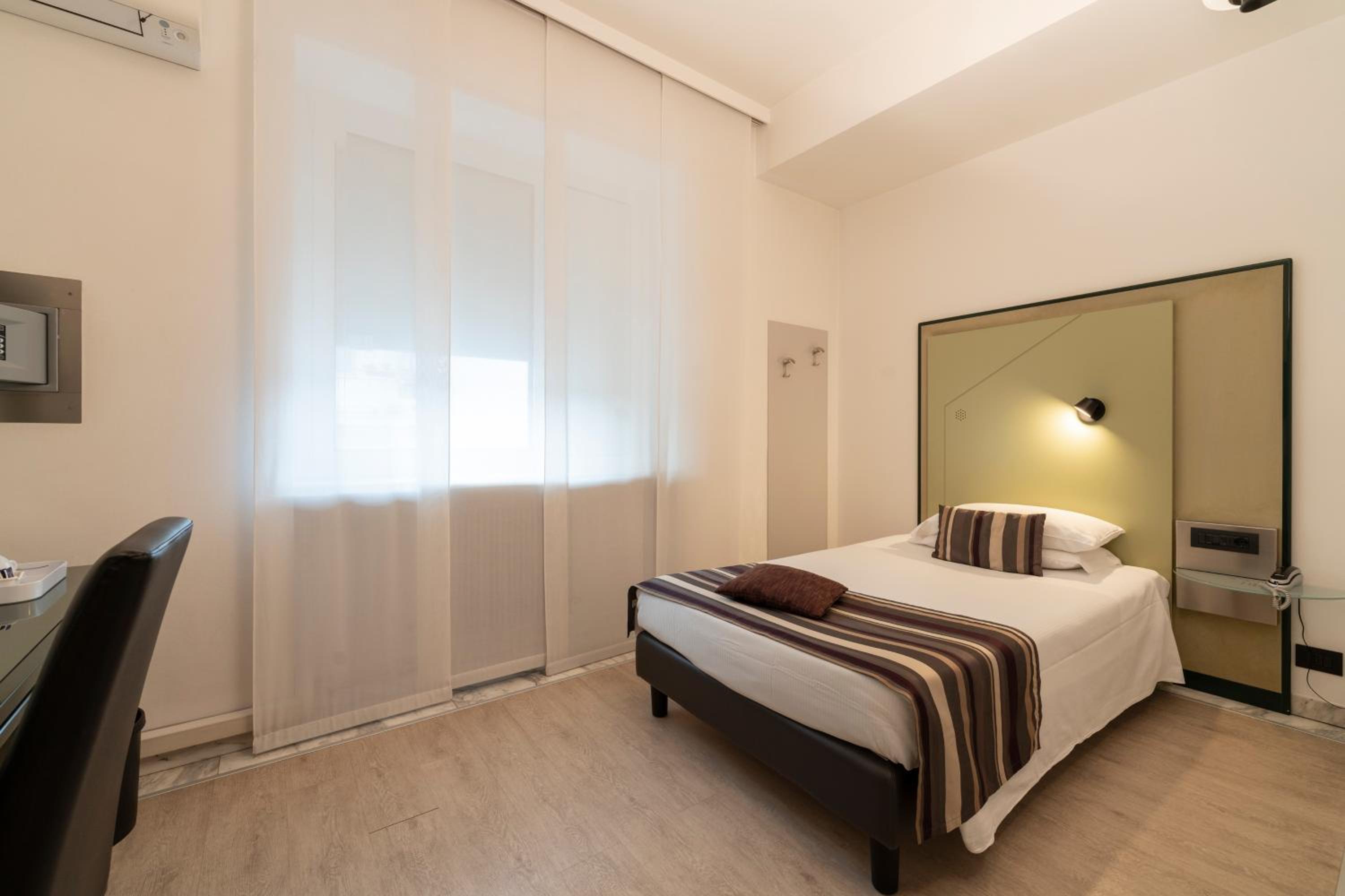 Standard Single Room photo 1