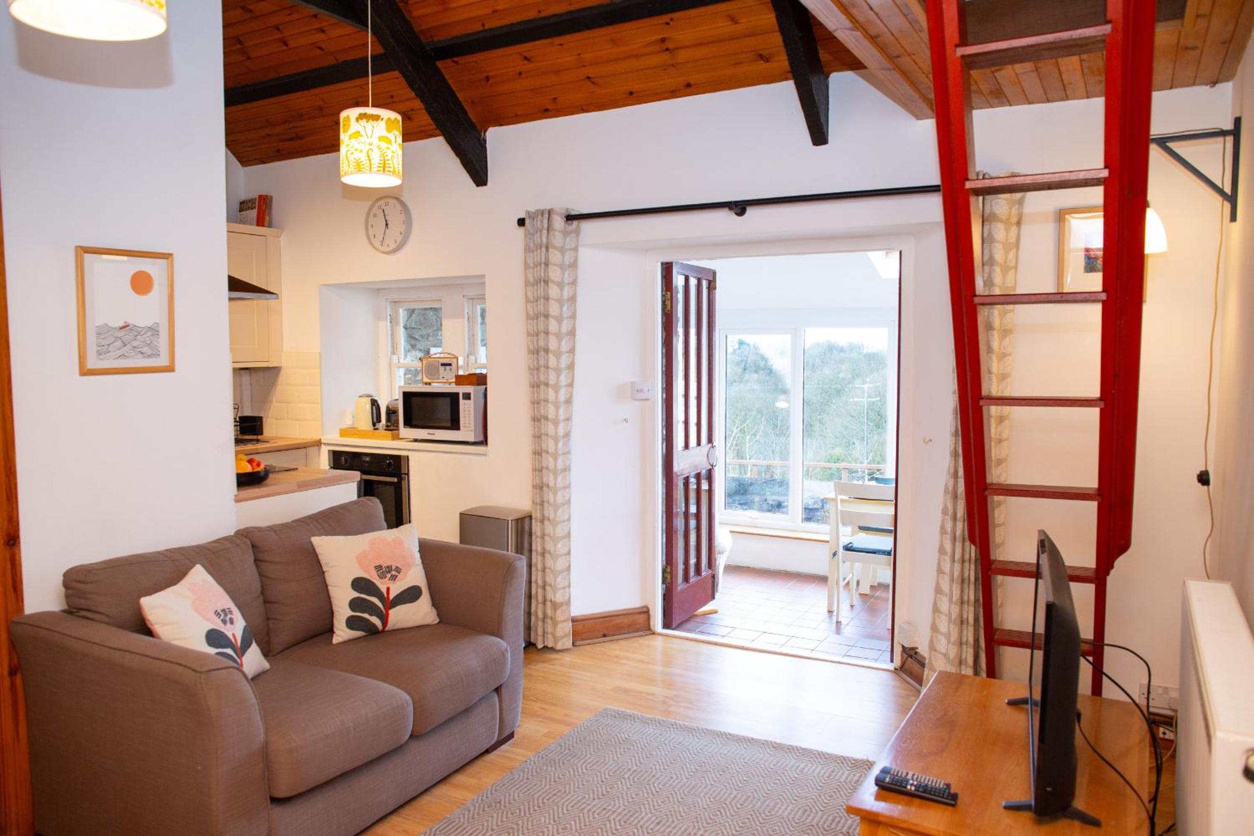Two-Bedroom House photo 1