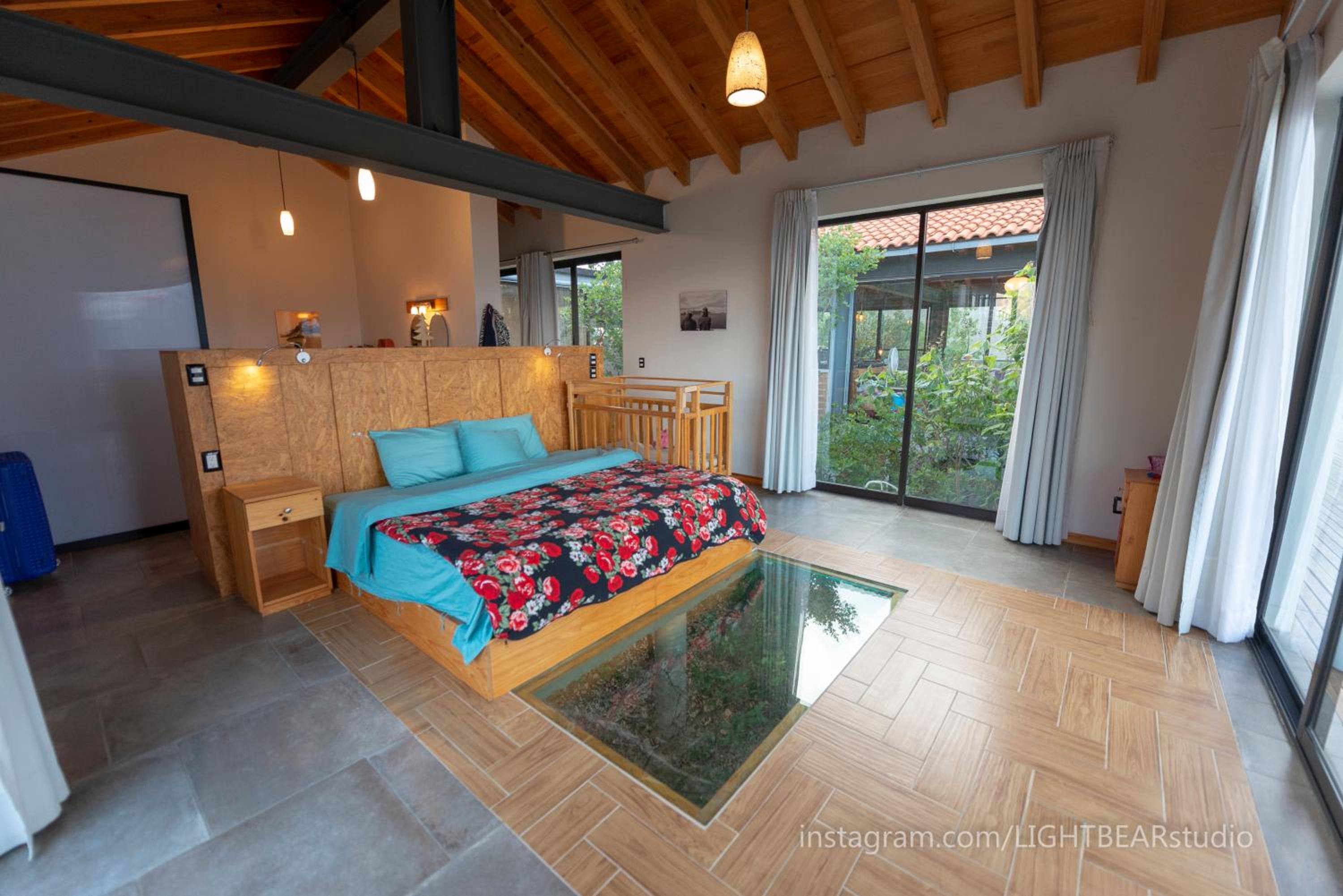 Three-Bedroom Villa - Photo 29