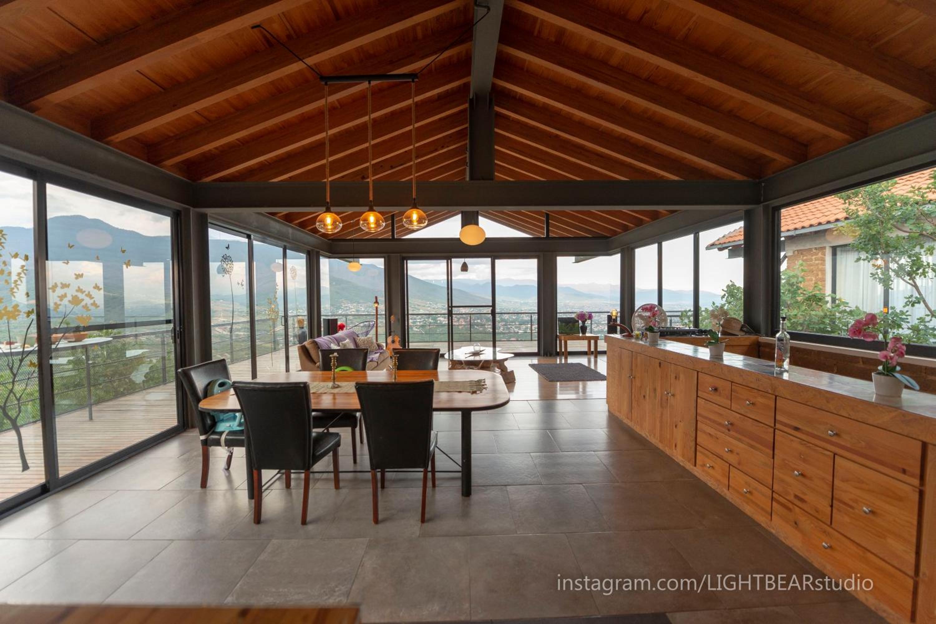 Three-Bedroom Villa - Photo 37
