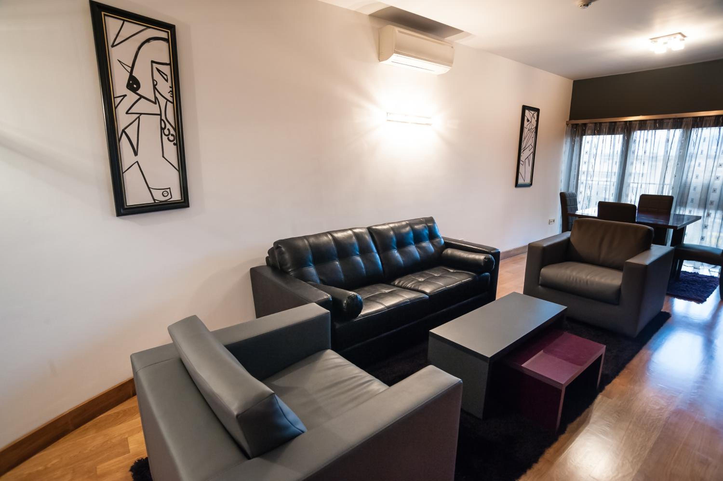 Deluxe Suite - Photo 3