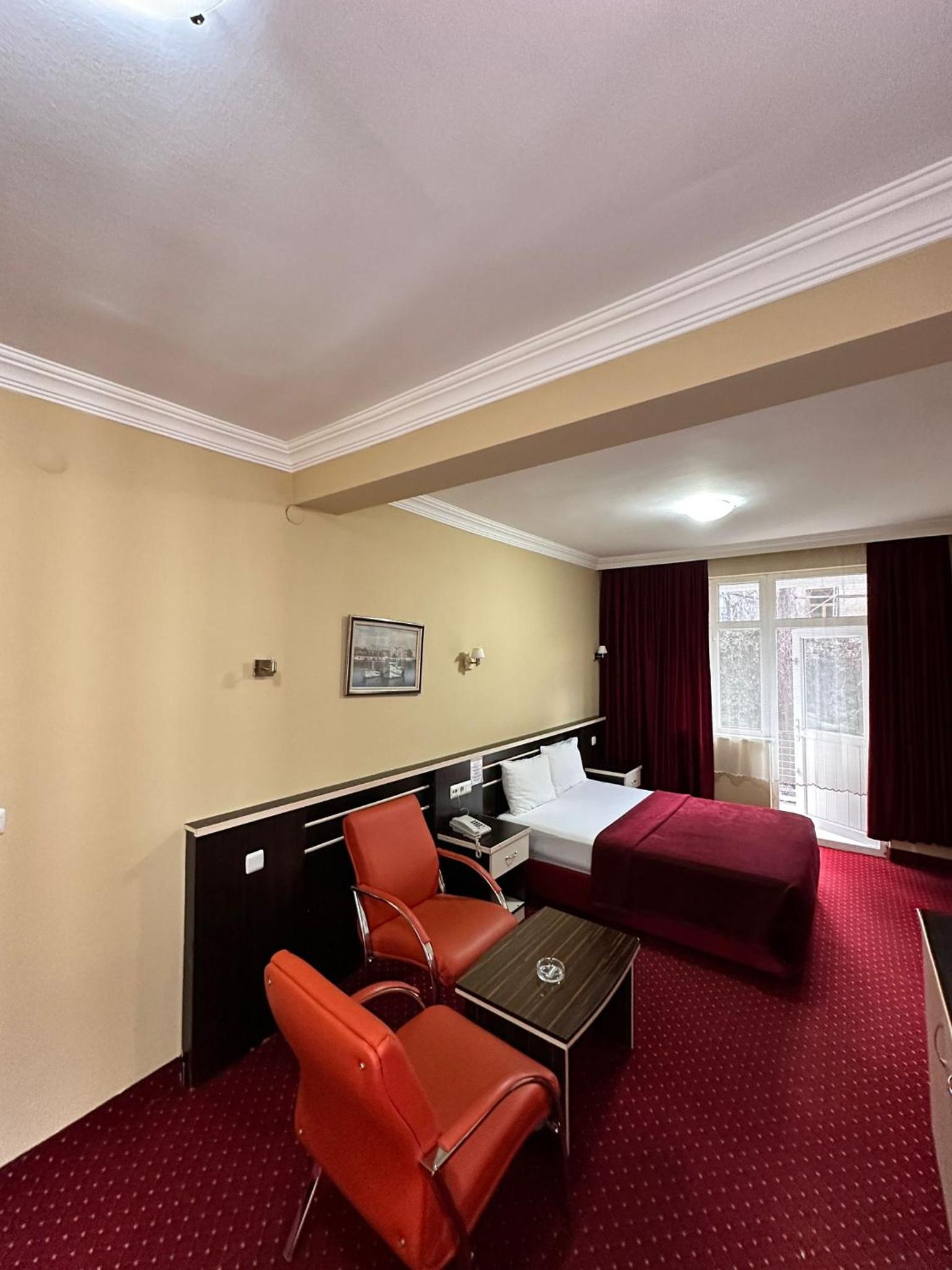 Double Room photo 3