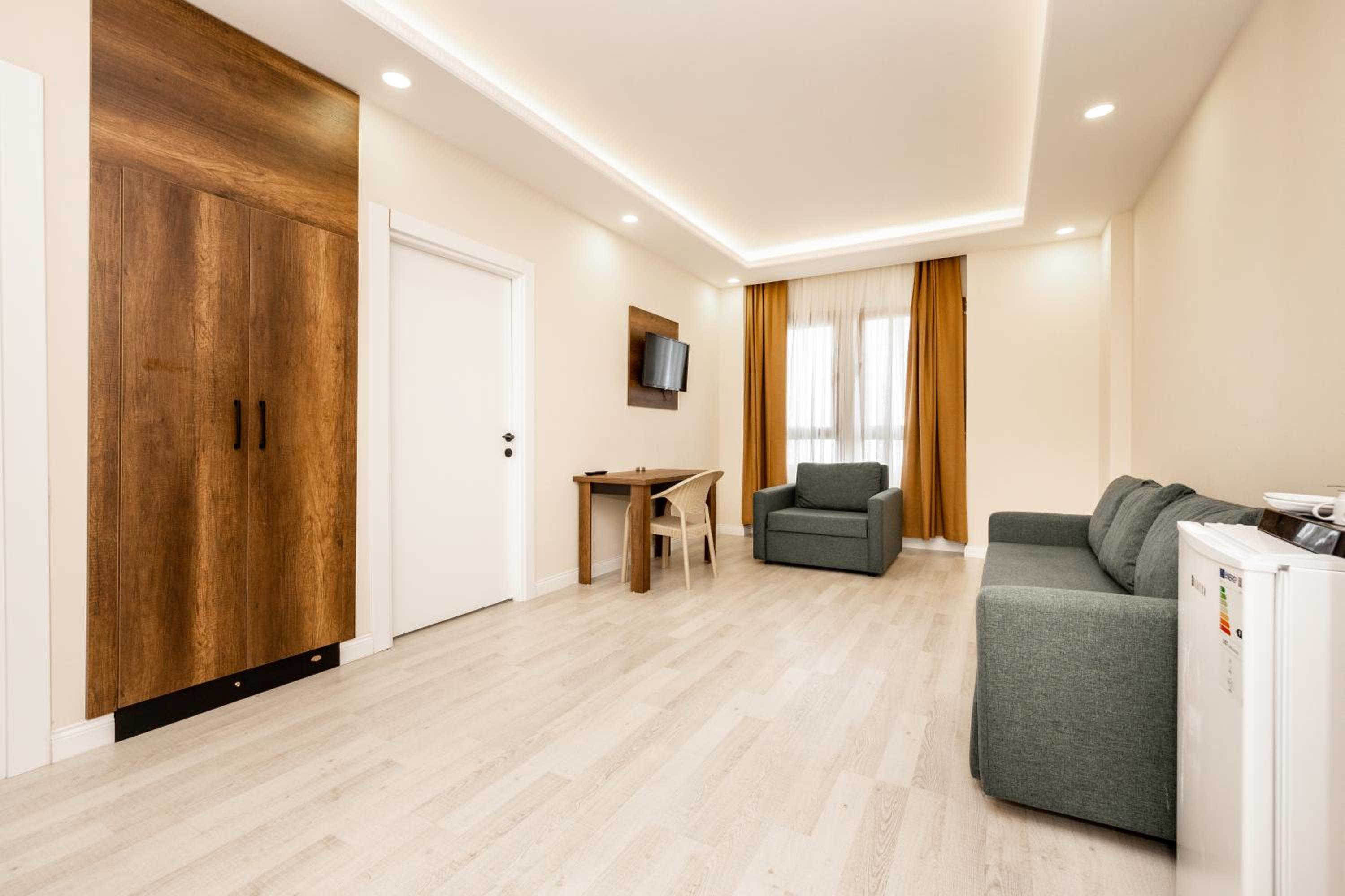 Superior Suite with Sea View photo 1