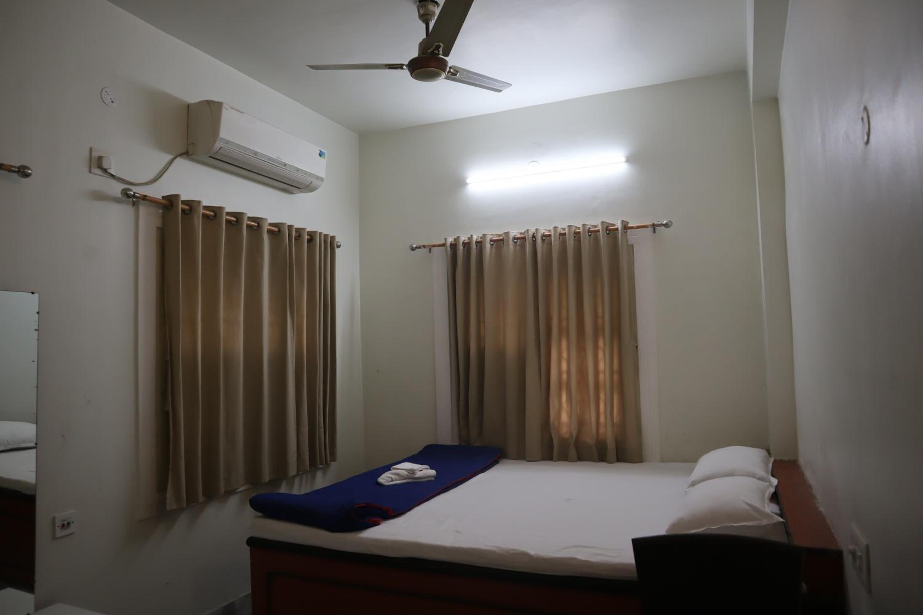 Standard Double Room photo 1