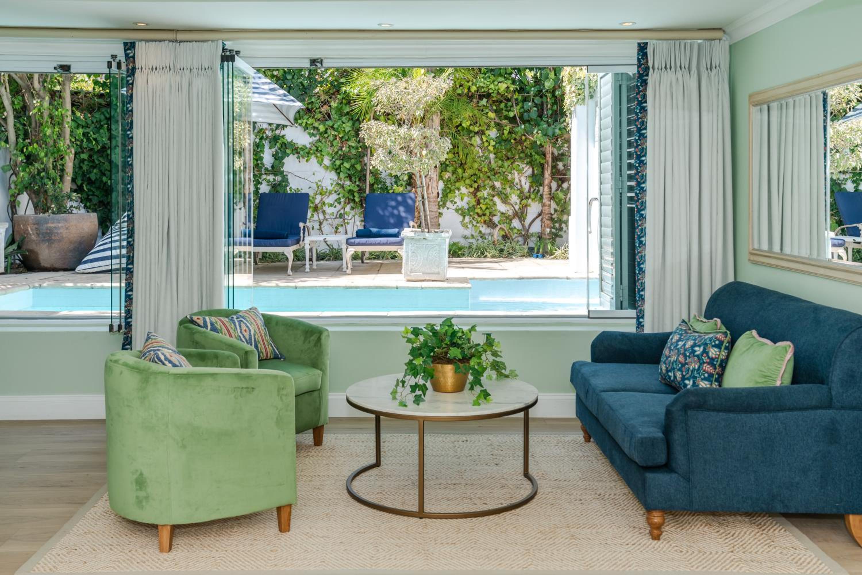 Suite with Private Pool - Photo 2