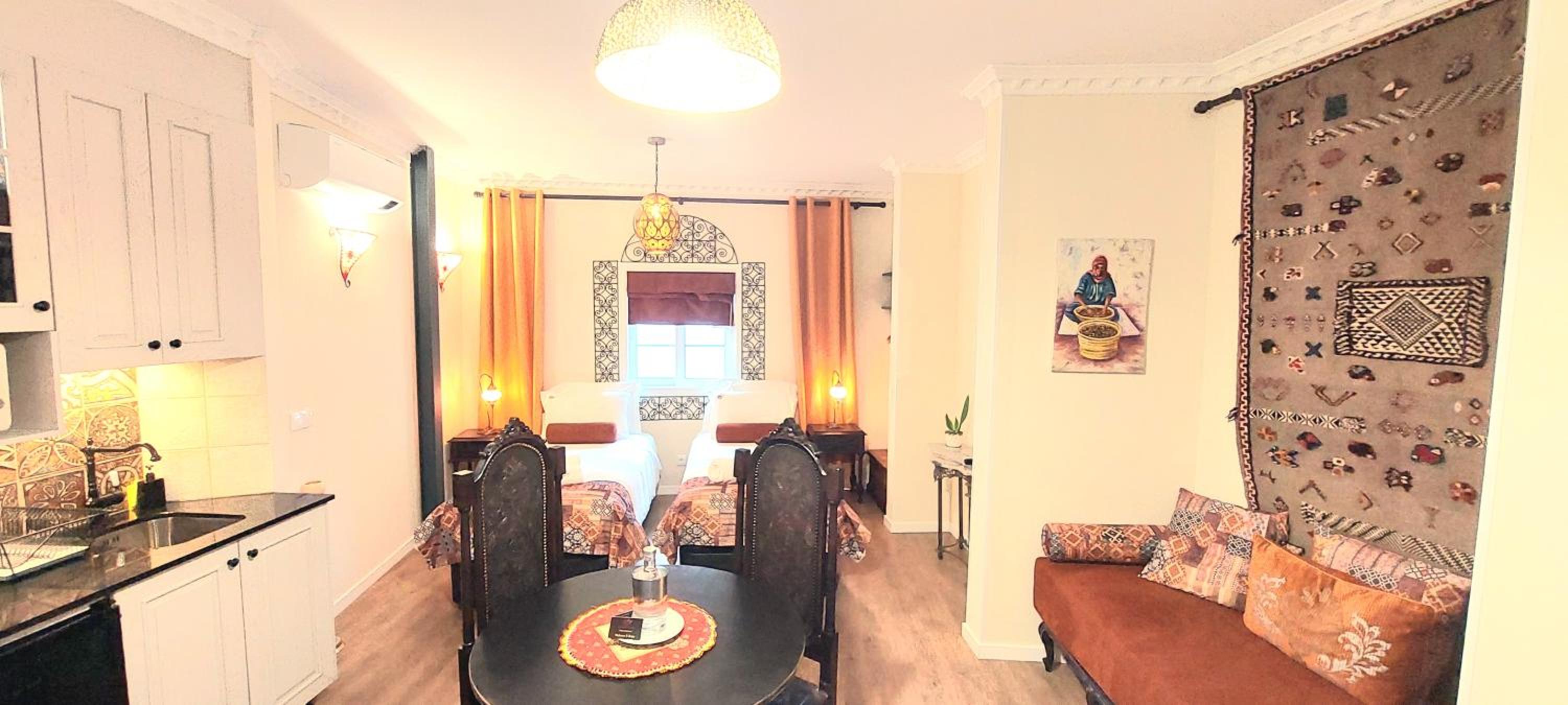 Deluxe Studio - Photo 6