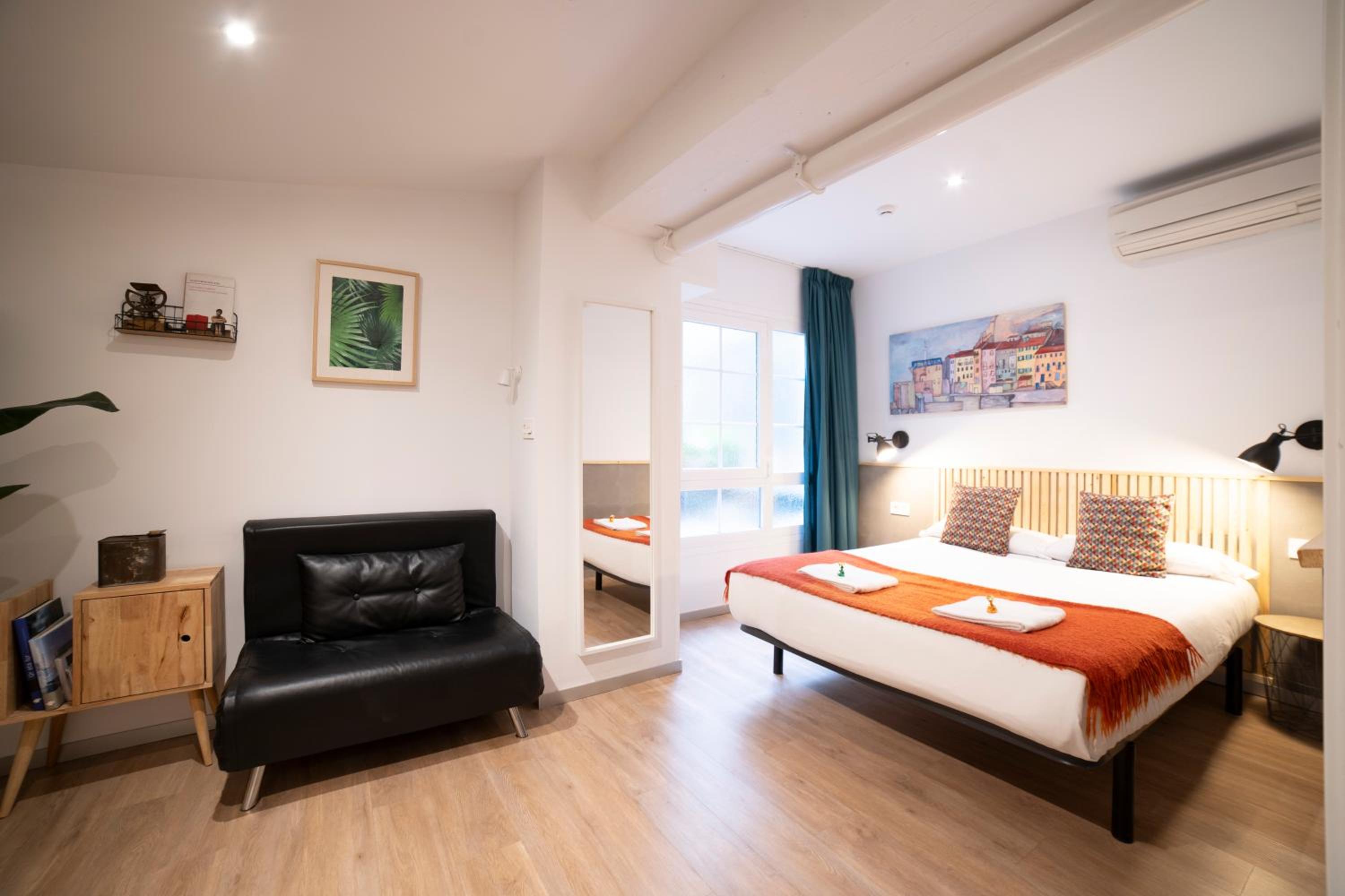 Standard Double Room with Private Bathroom photo 2