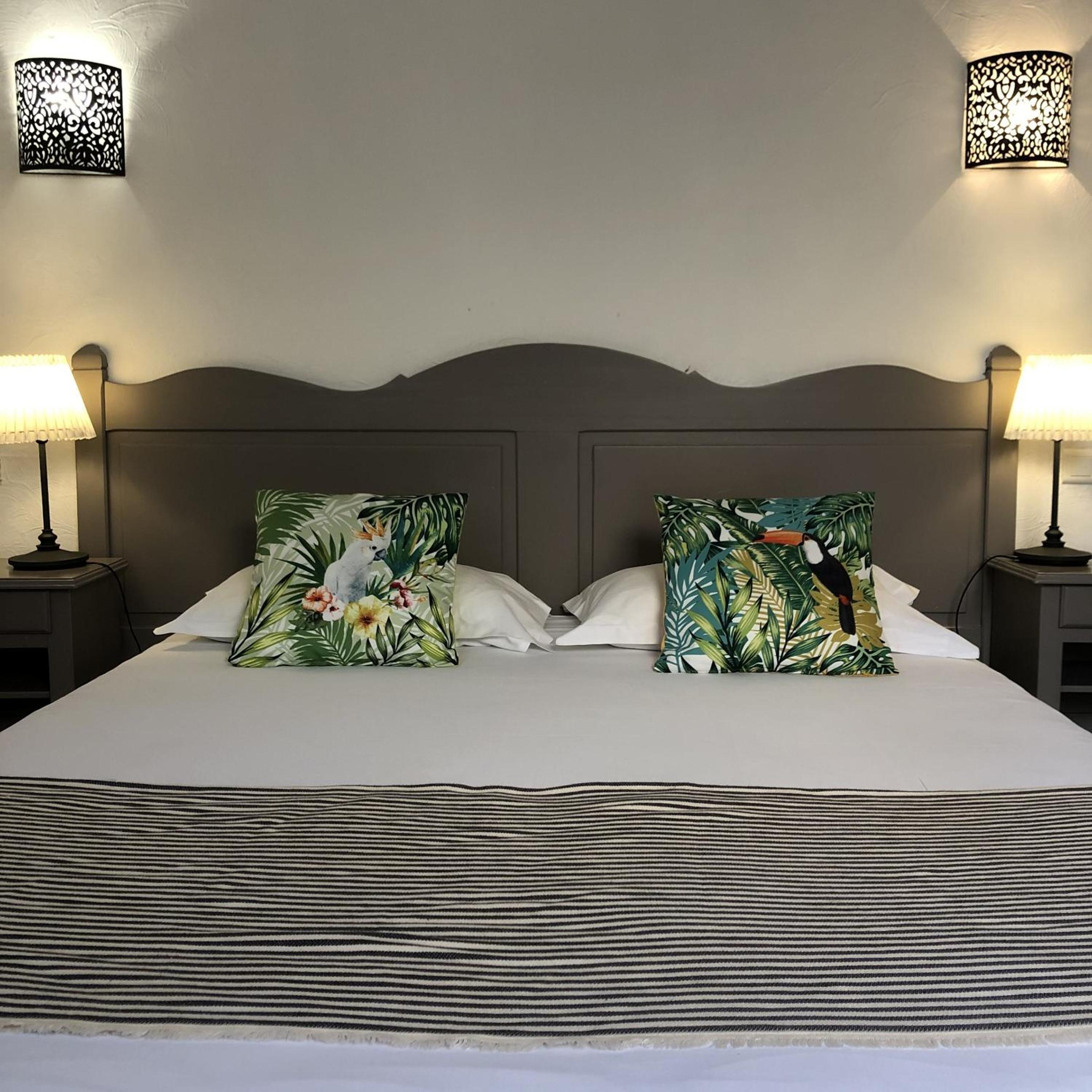 Standard Double Room - Photo 4