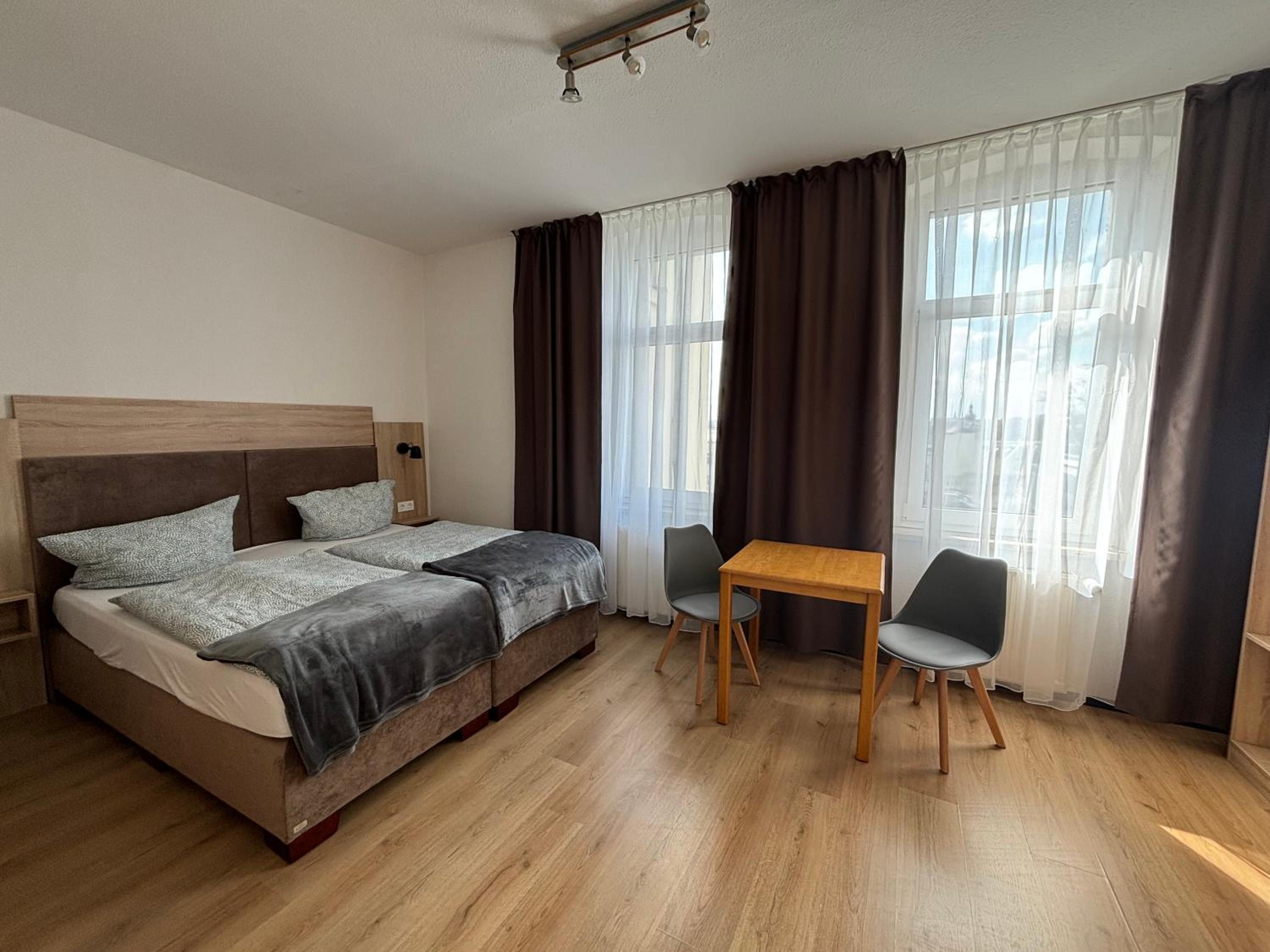 Double Room with Private Bathroom photo 1