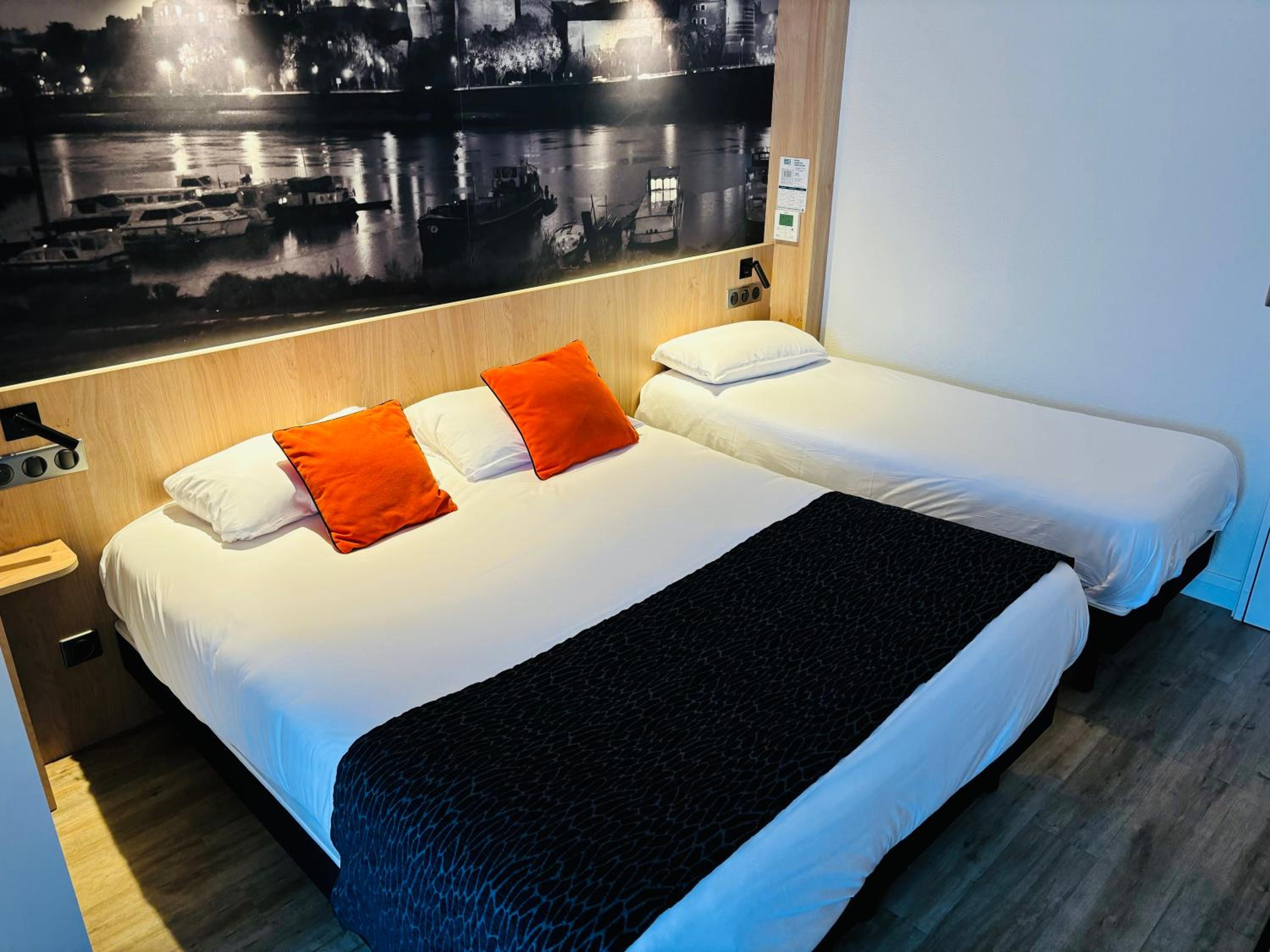 Quadruple Room photo 2