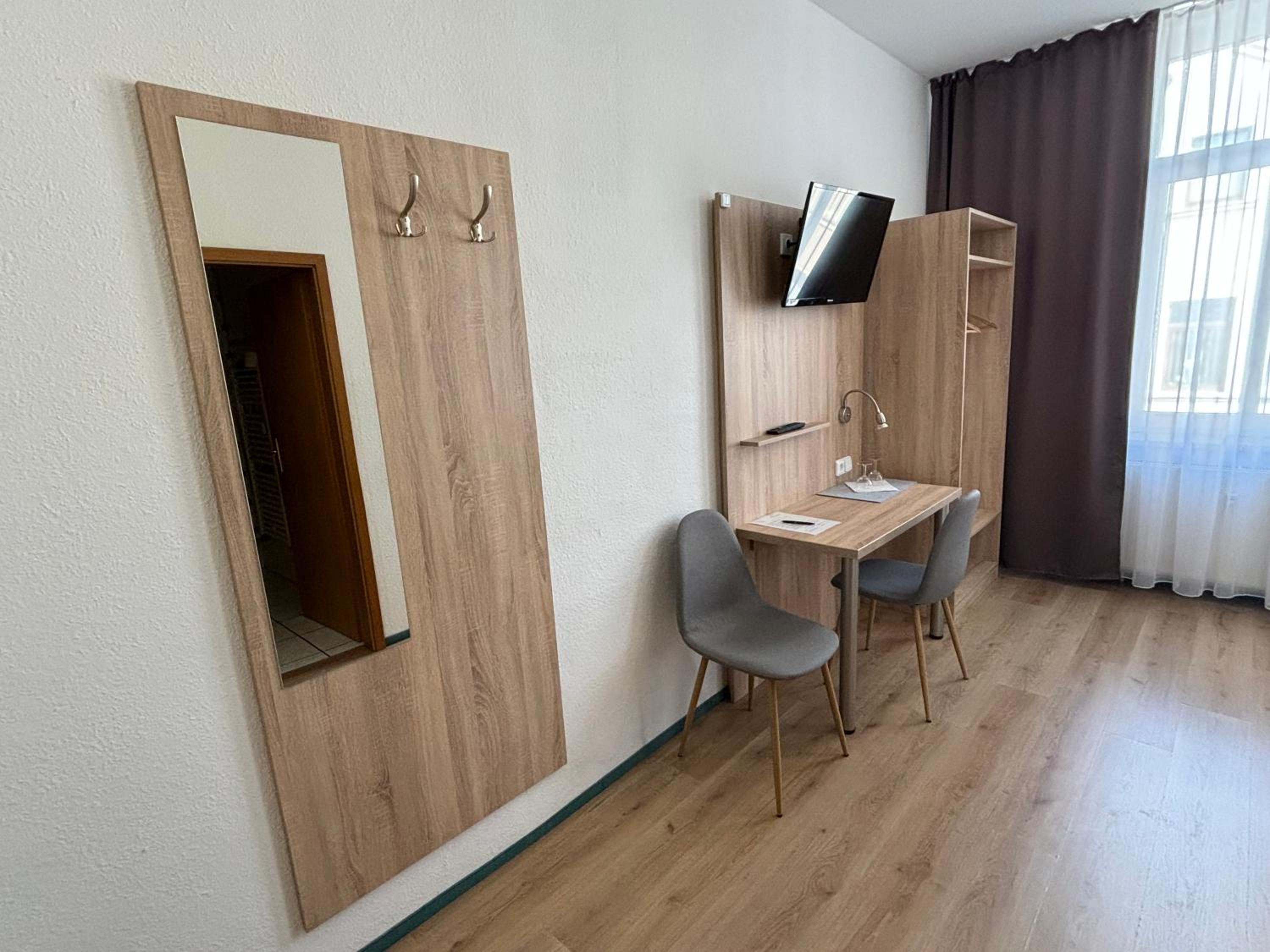 Double Room with Private Bathroom photo 1