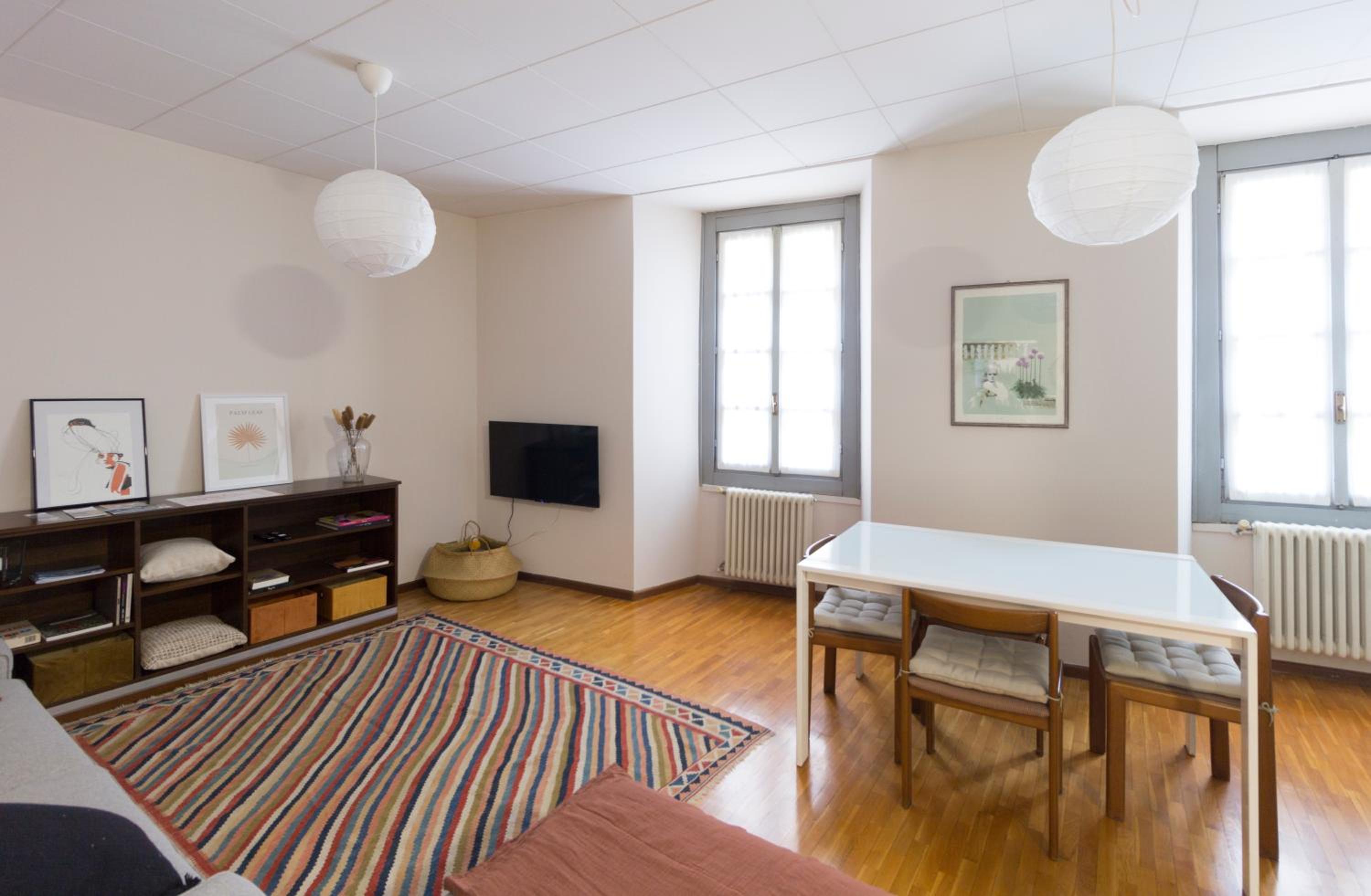 One-Bedroom Apartment photo 3