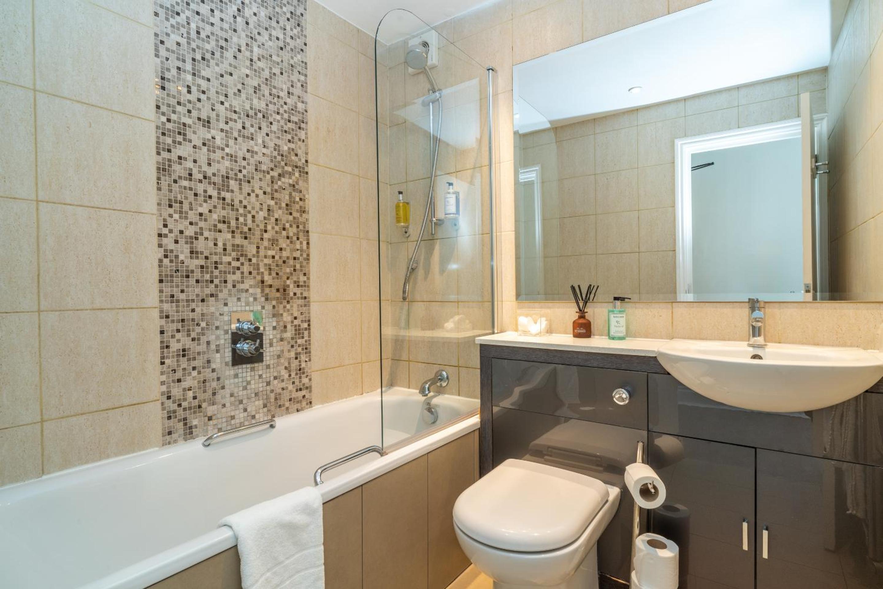 Triple Room with Garden View photo 2