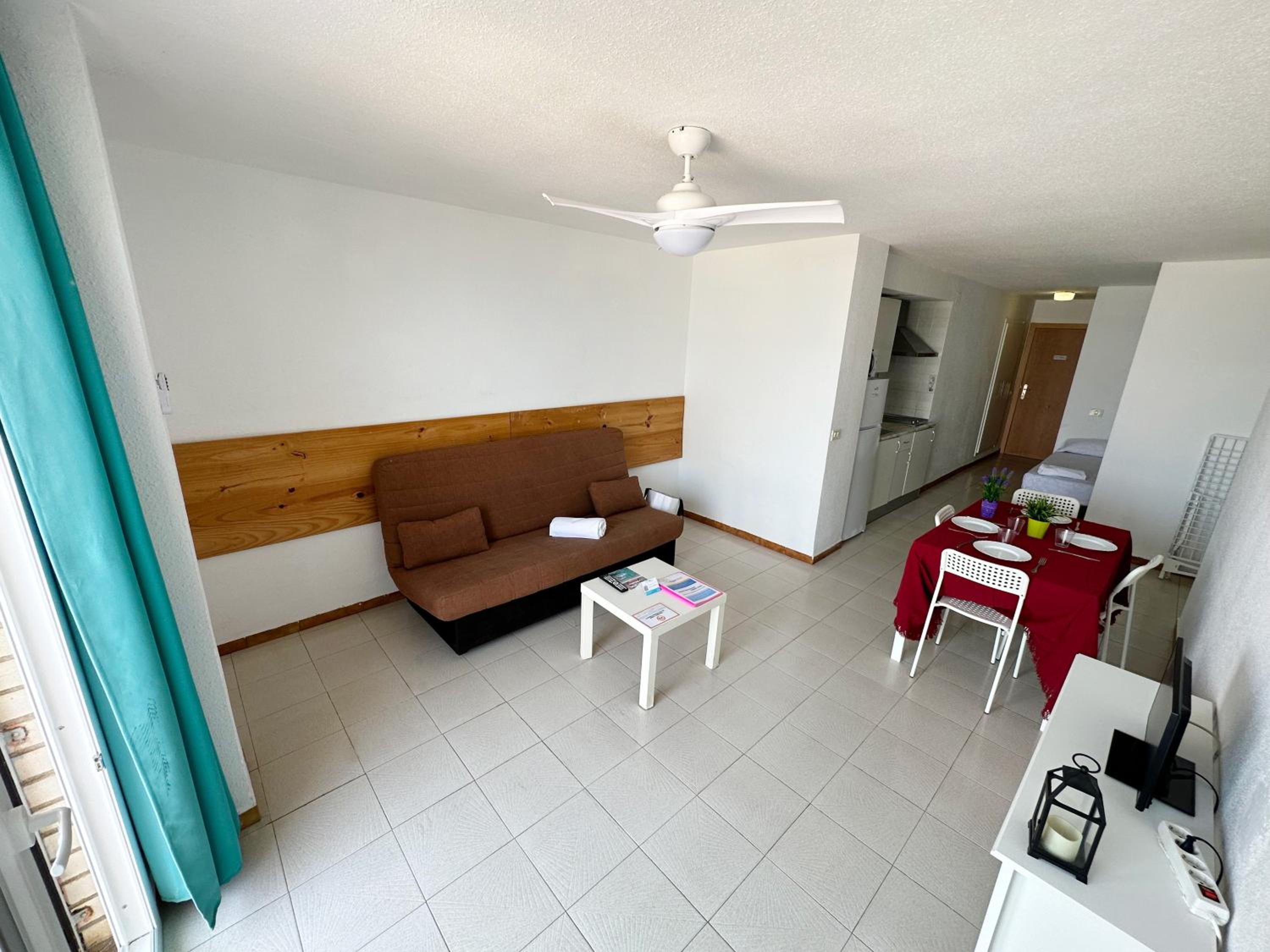 Studio Apartment - Photo 5