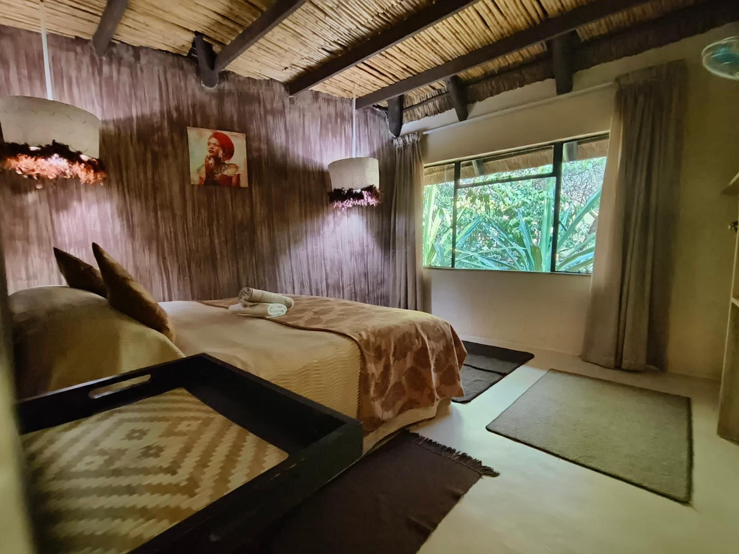 Seven-Bedroom House - Photo 25
