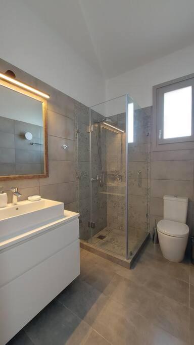 Two-Bedroom House photo 2
