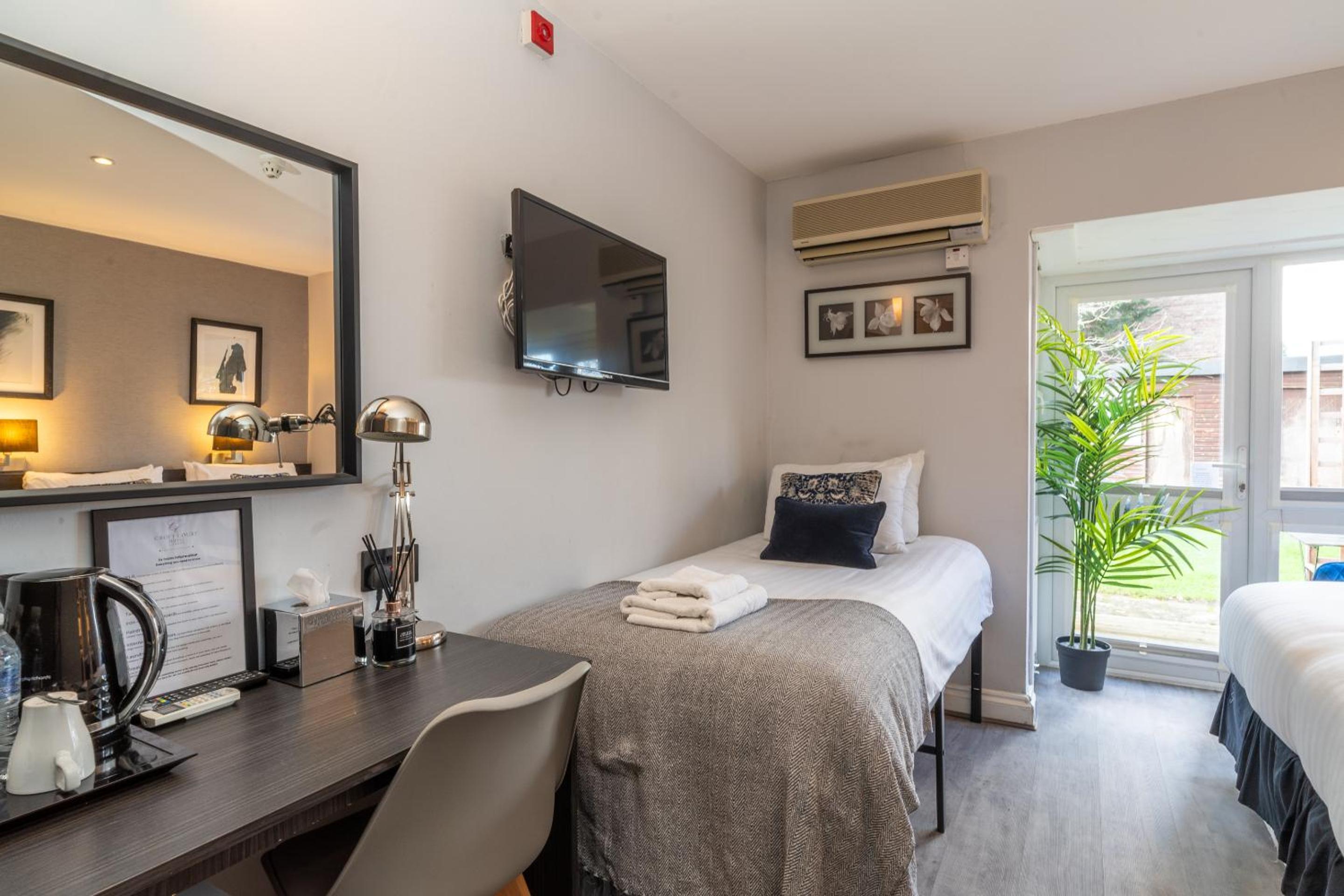 Triple Room with Garden View photo 1