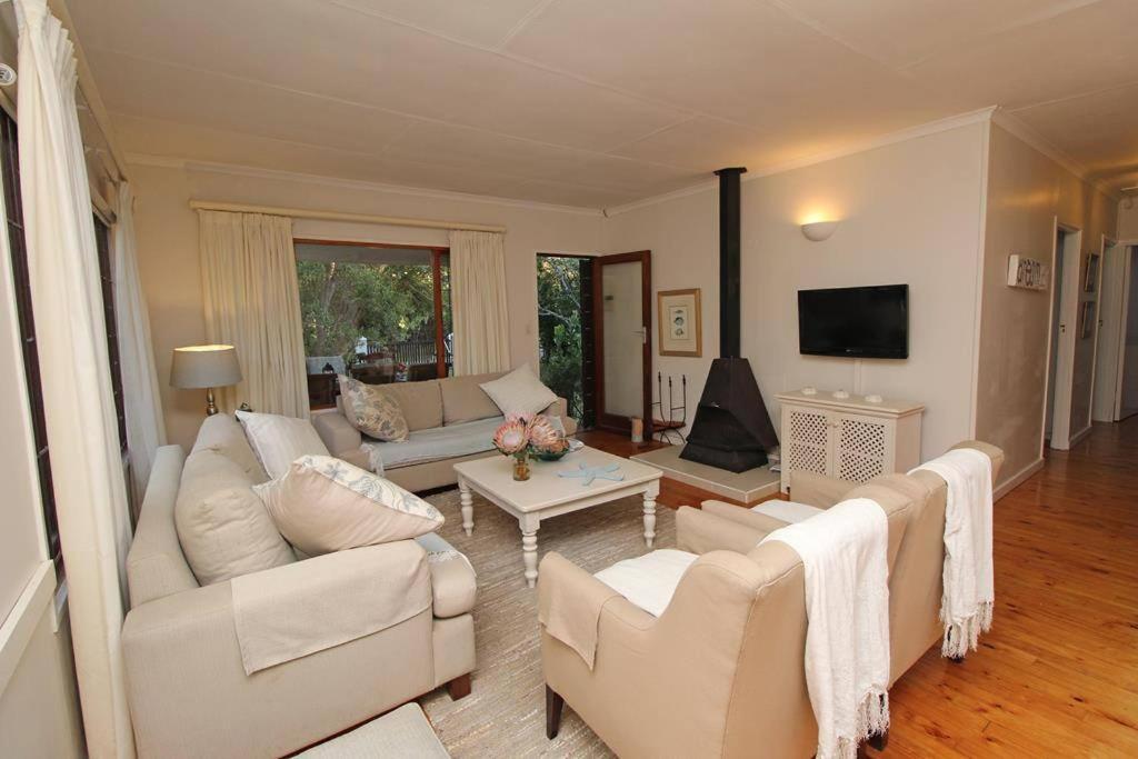 Four-Bedroom House photo 1