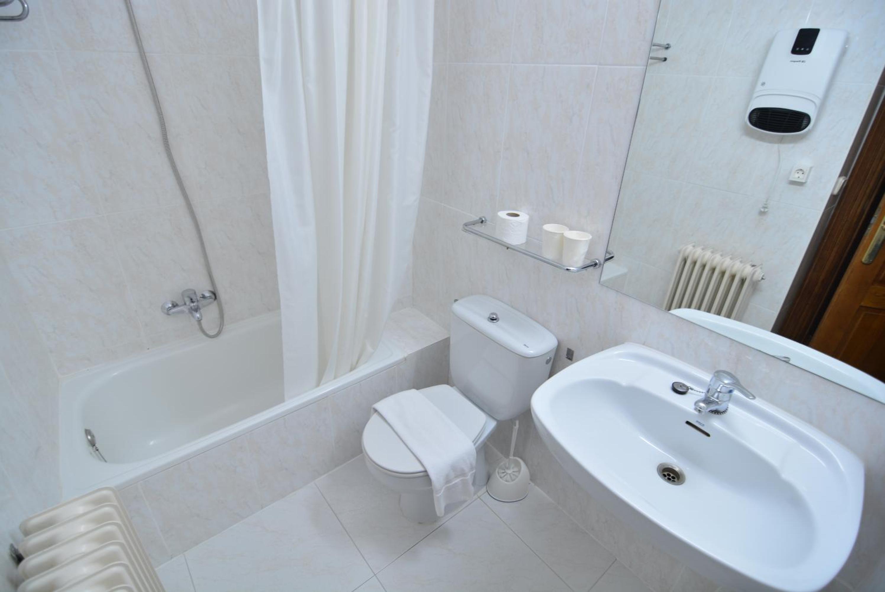 Superior Twin Room photo 2