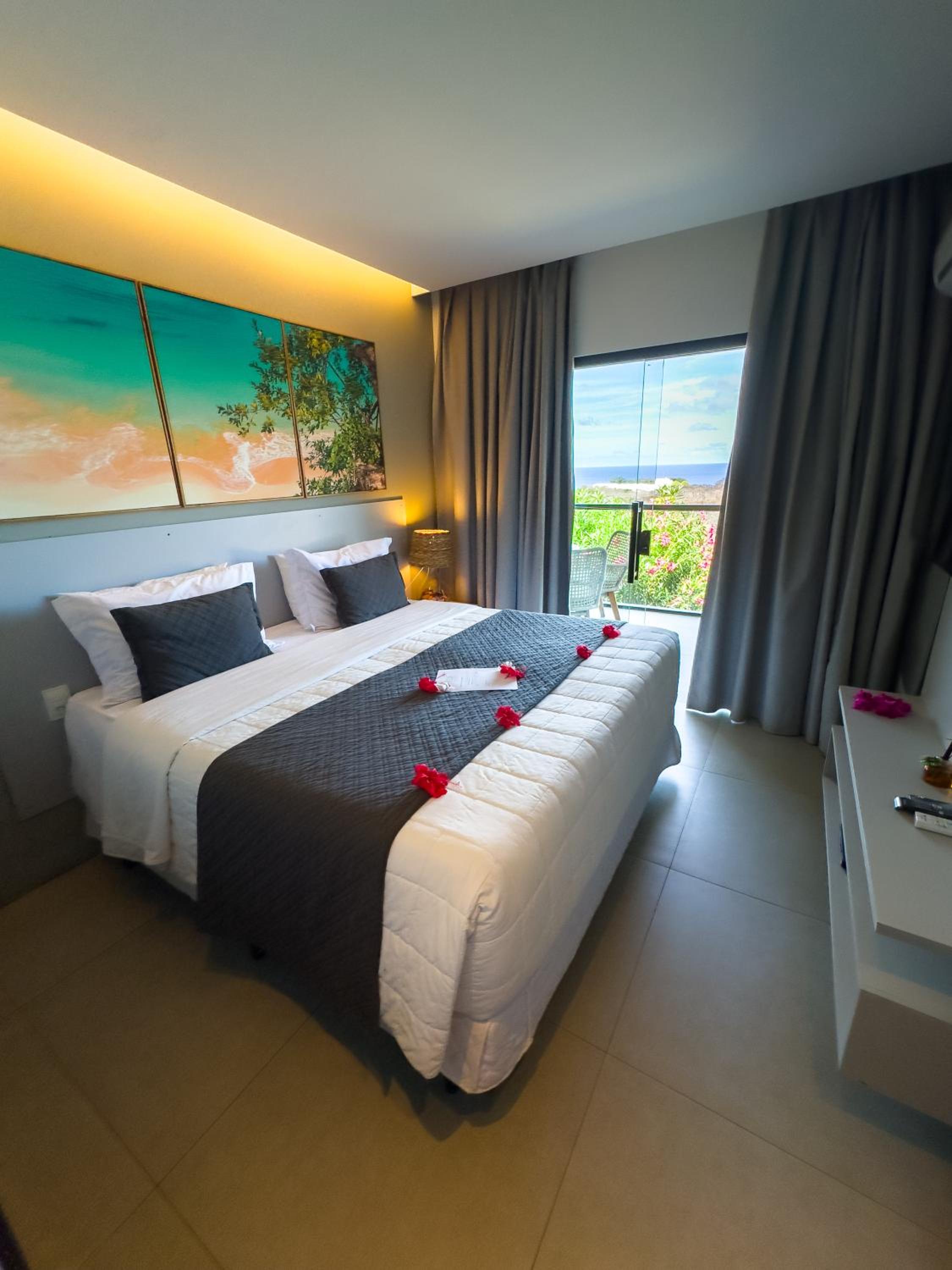 Deluxe Double or Twin Room with Sea View - Photo 9
