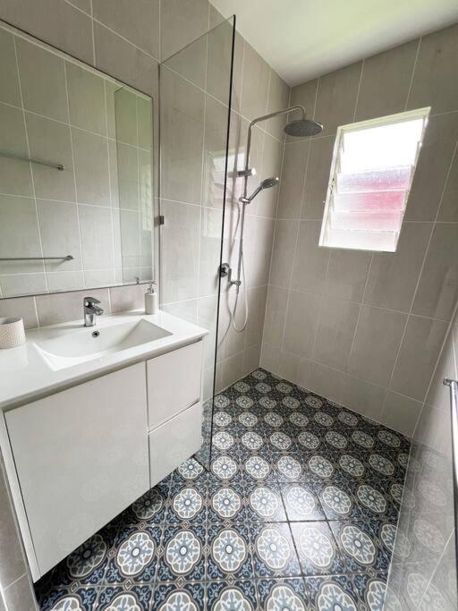 Two-Bedroom House photo 3