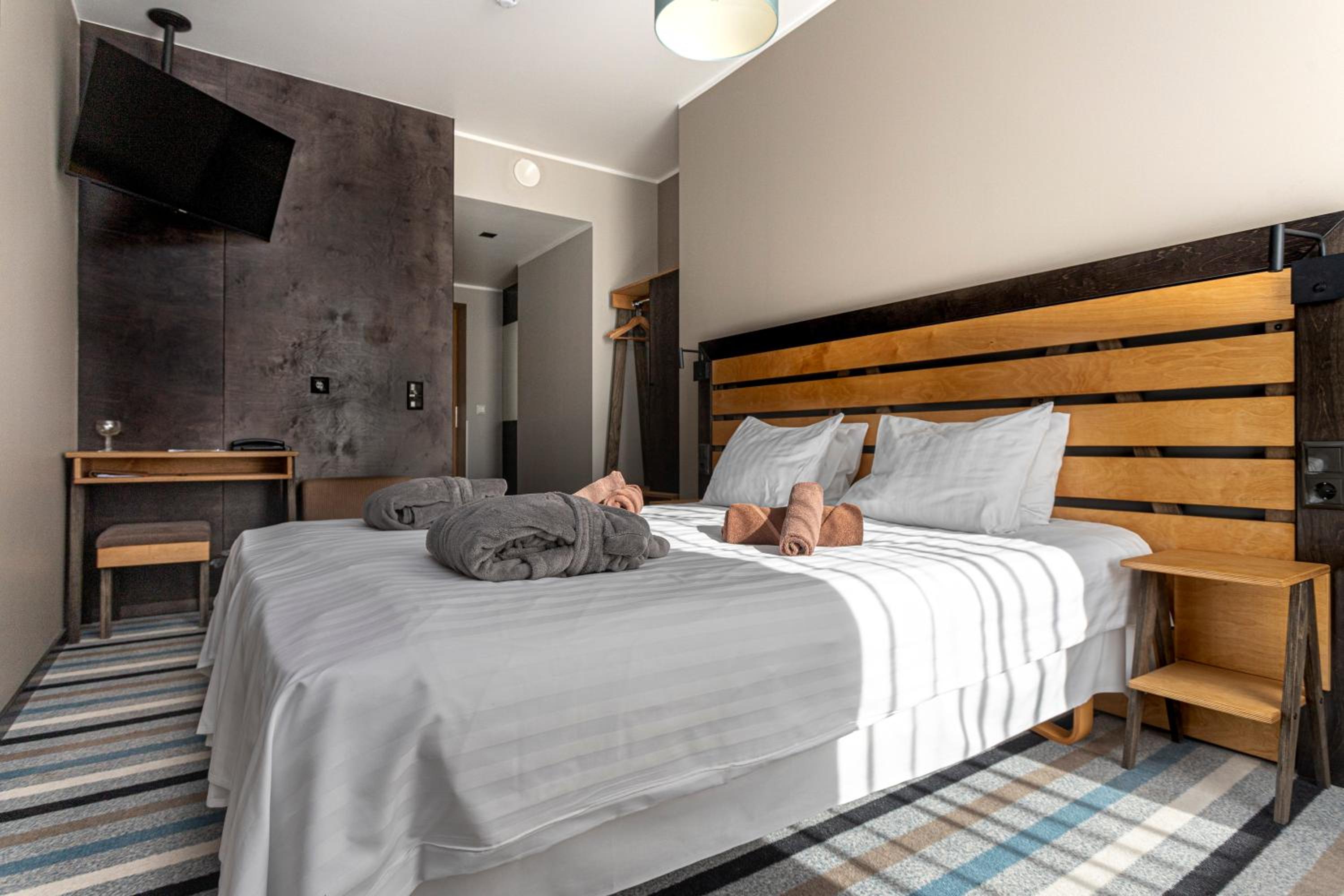 Double or Twin Room with Spa Access photo 1