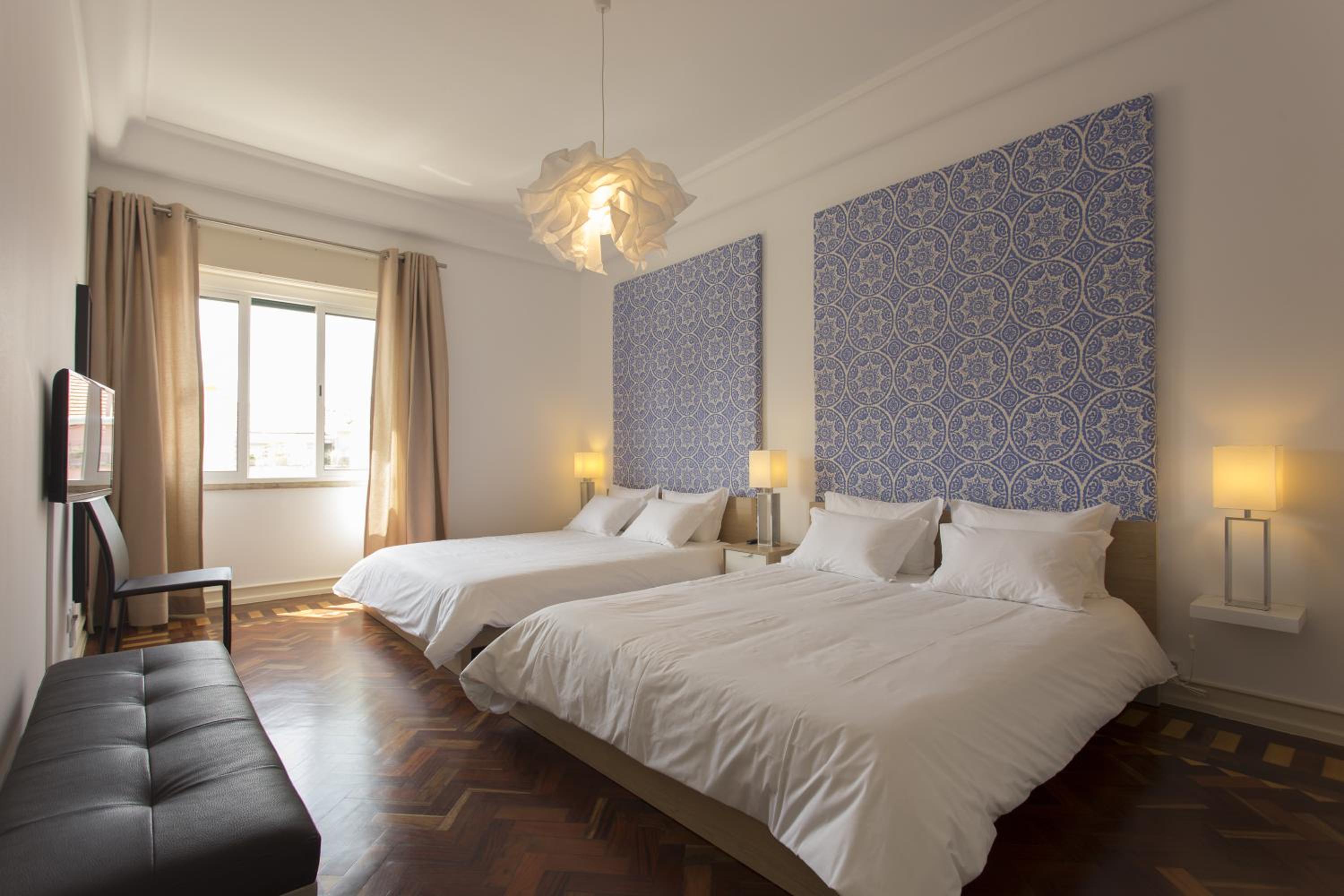 Superior Twin Room with Shared Bathroom