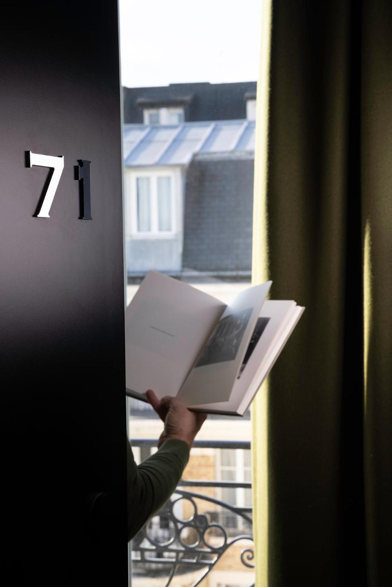 Small Single Room thumbnail 5