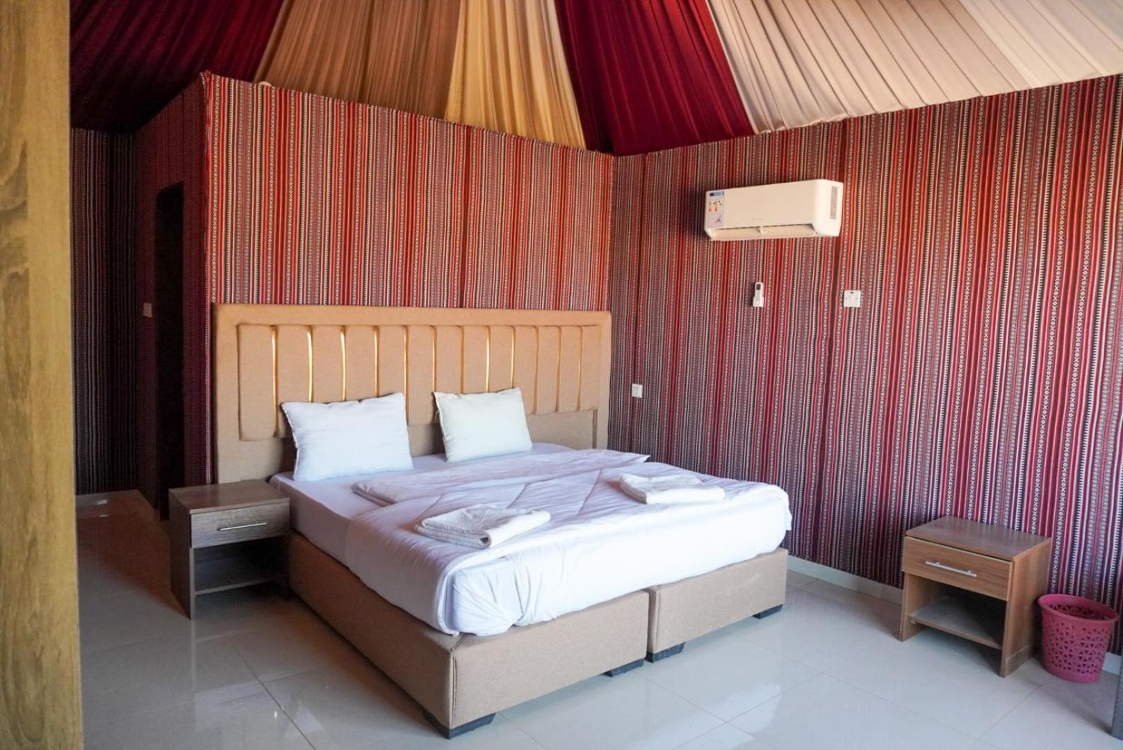 Deluxe Double or Twin Room with Mountain View - Photo 6