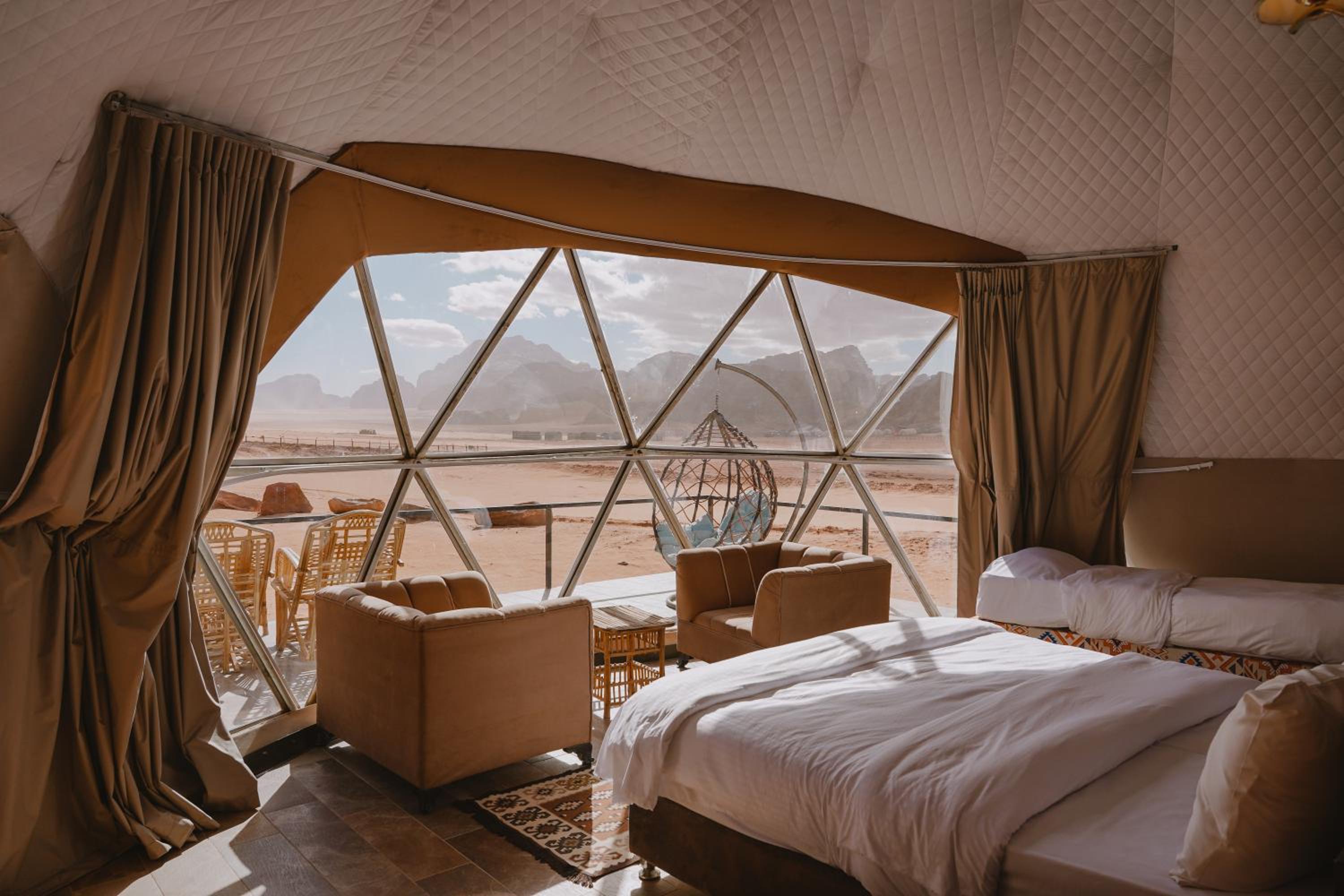 Superior Double or Twin Room with Mountain View - Photo 7