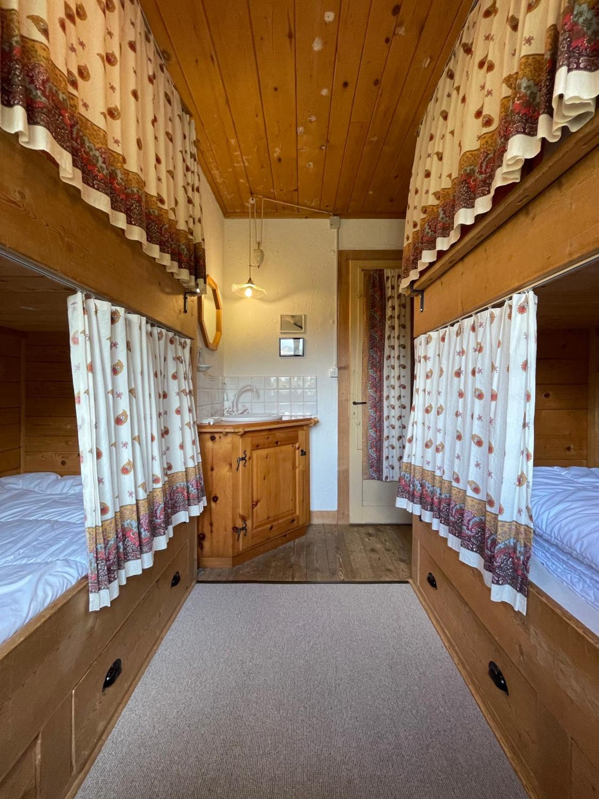 Three-Bedroom Chalet photo 1