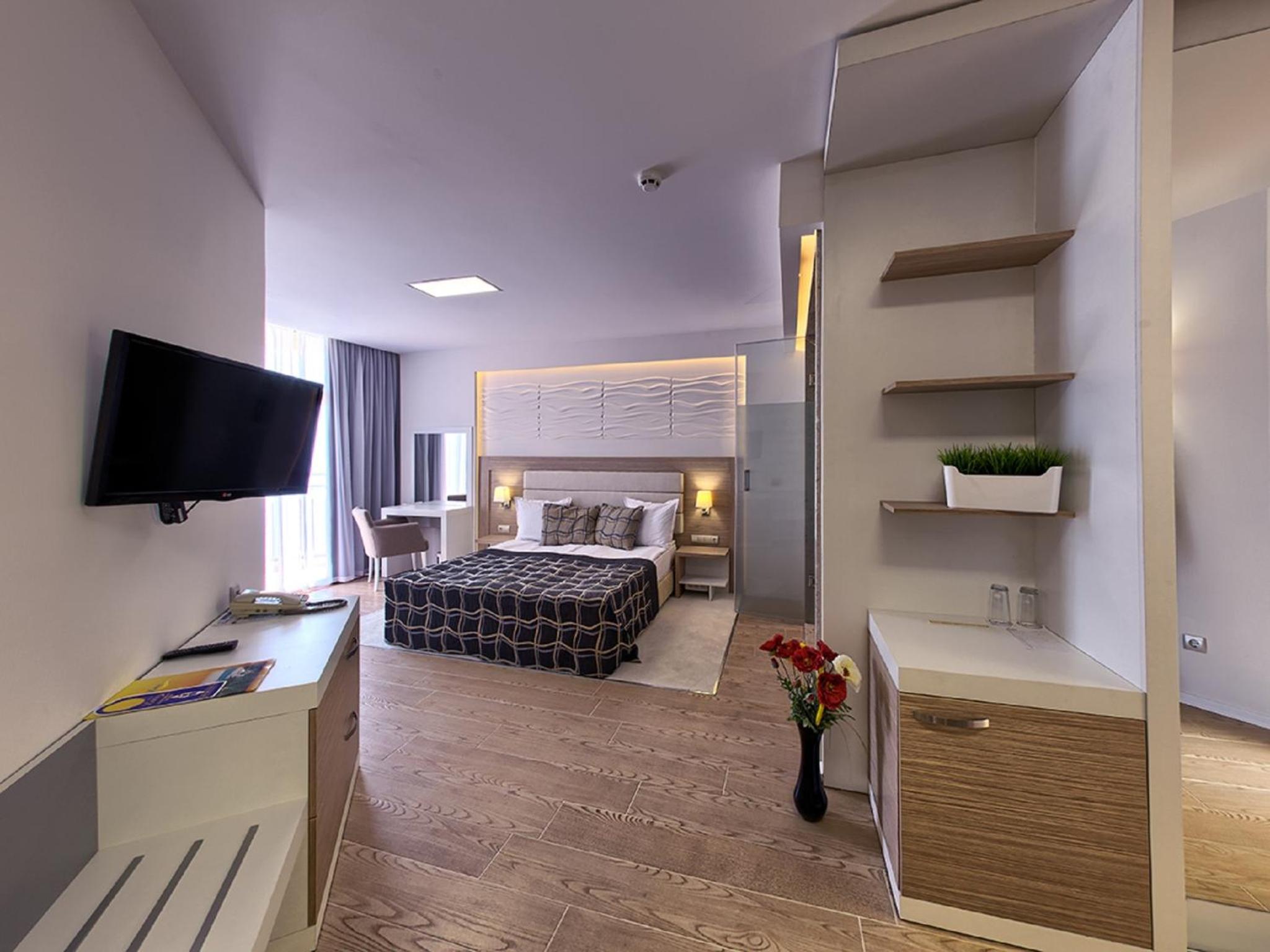Family Room with Balcony and Sea View photo 1