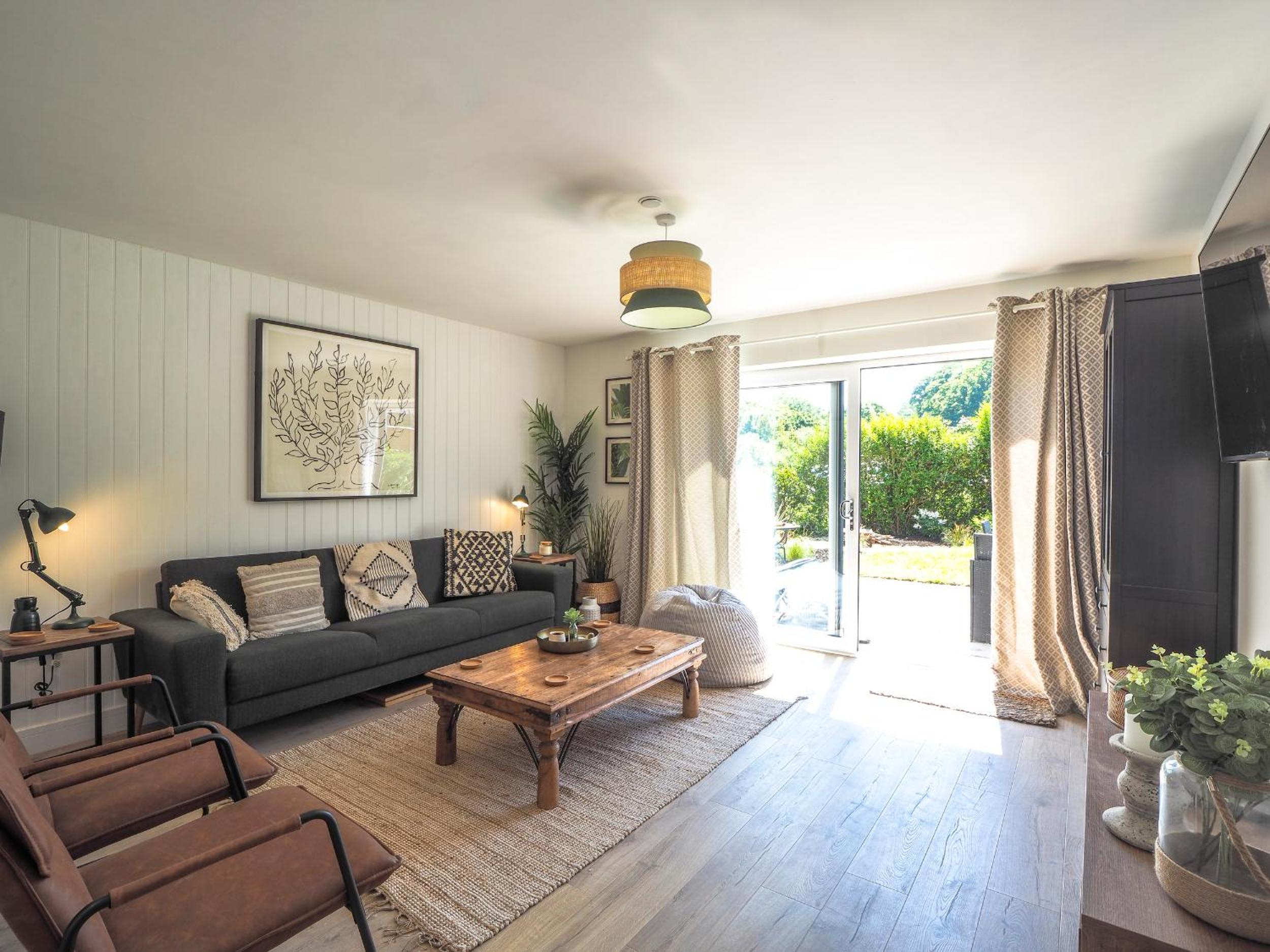 Four-Bedroom House photo 1