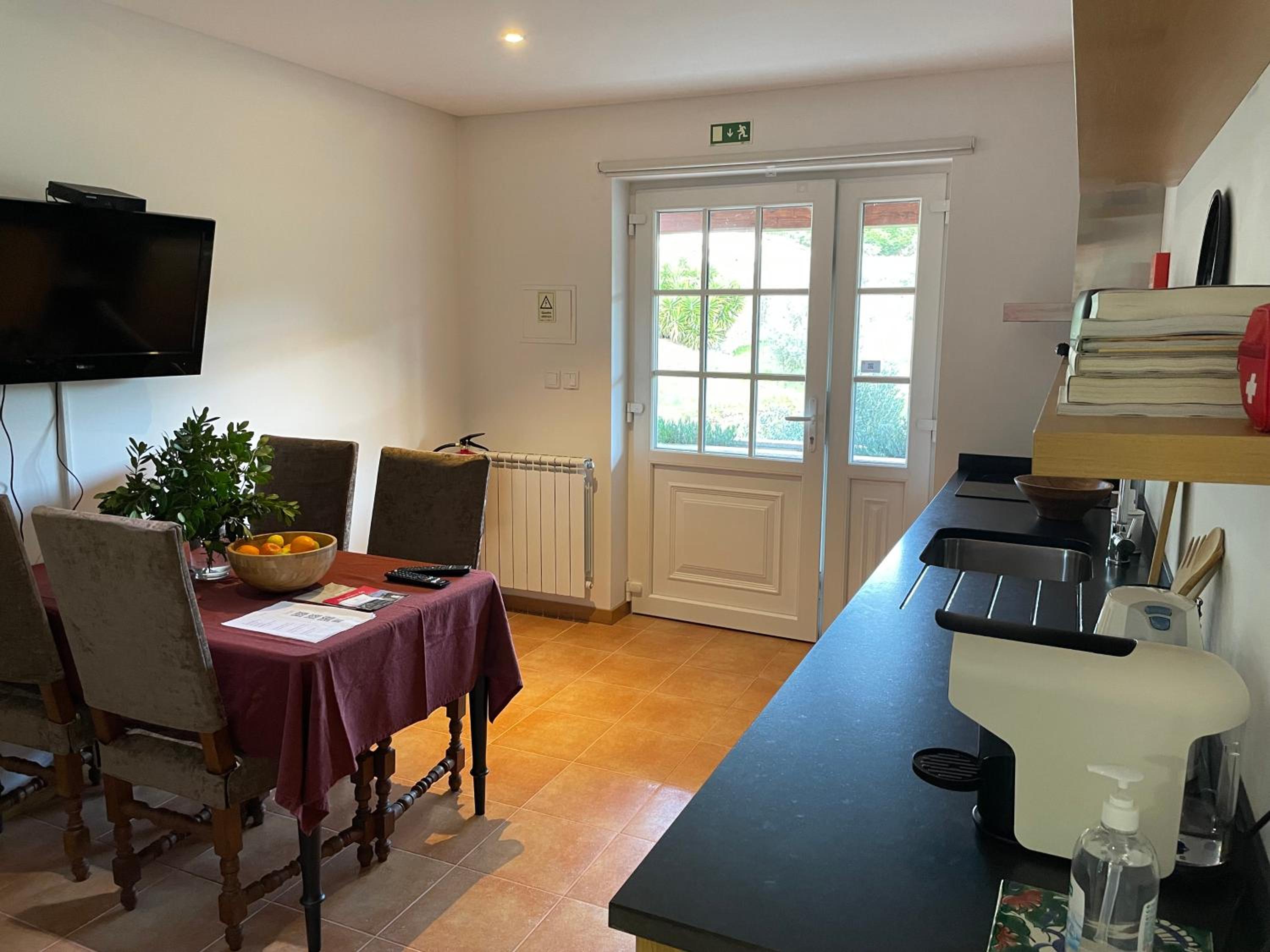 One-Bedroom House photo 2
