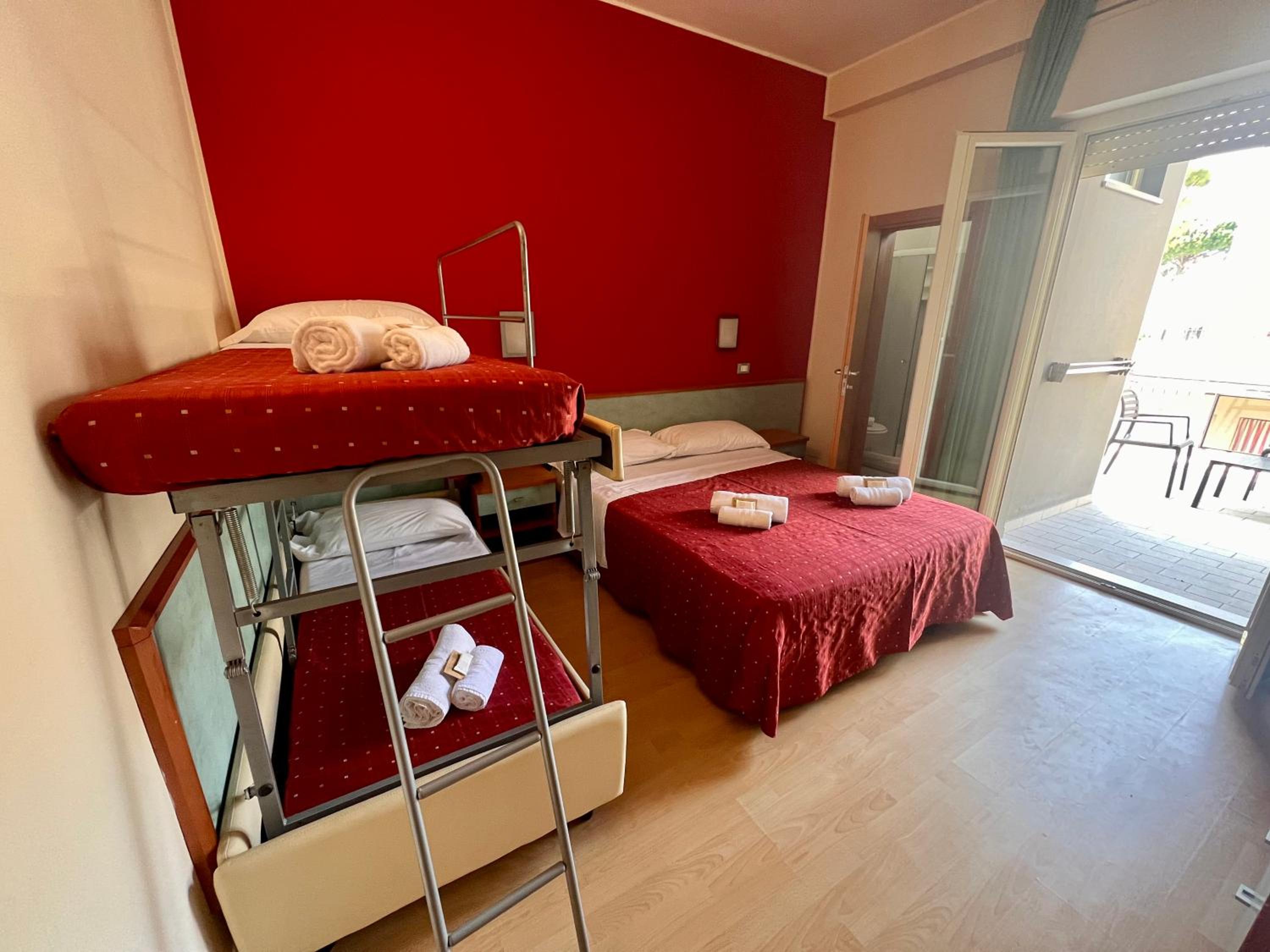 Quadruple Room photo 1